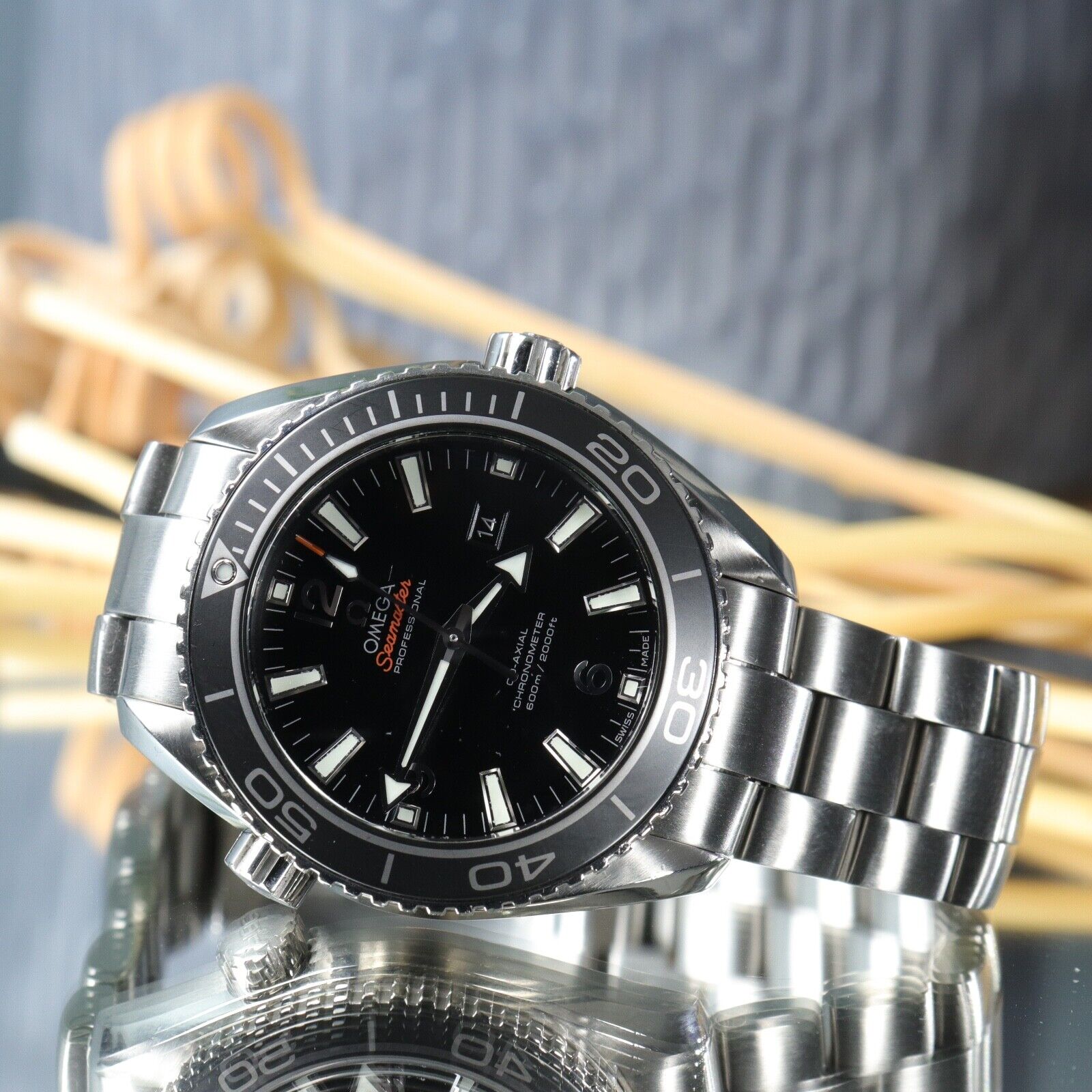 Omega Planet Ocean 232.30.38.20.01.001 Thumbnail 6