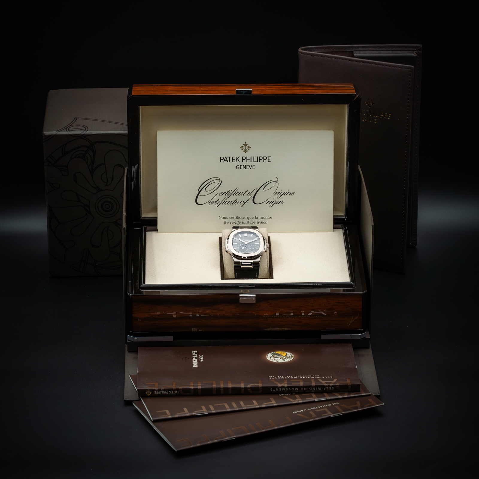 Patek Philippe Nautilus 5712G-001 Thumbnail 6