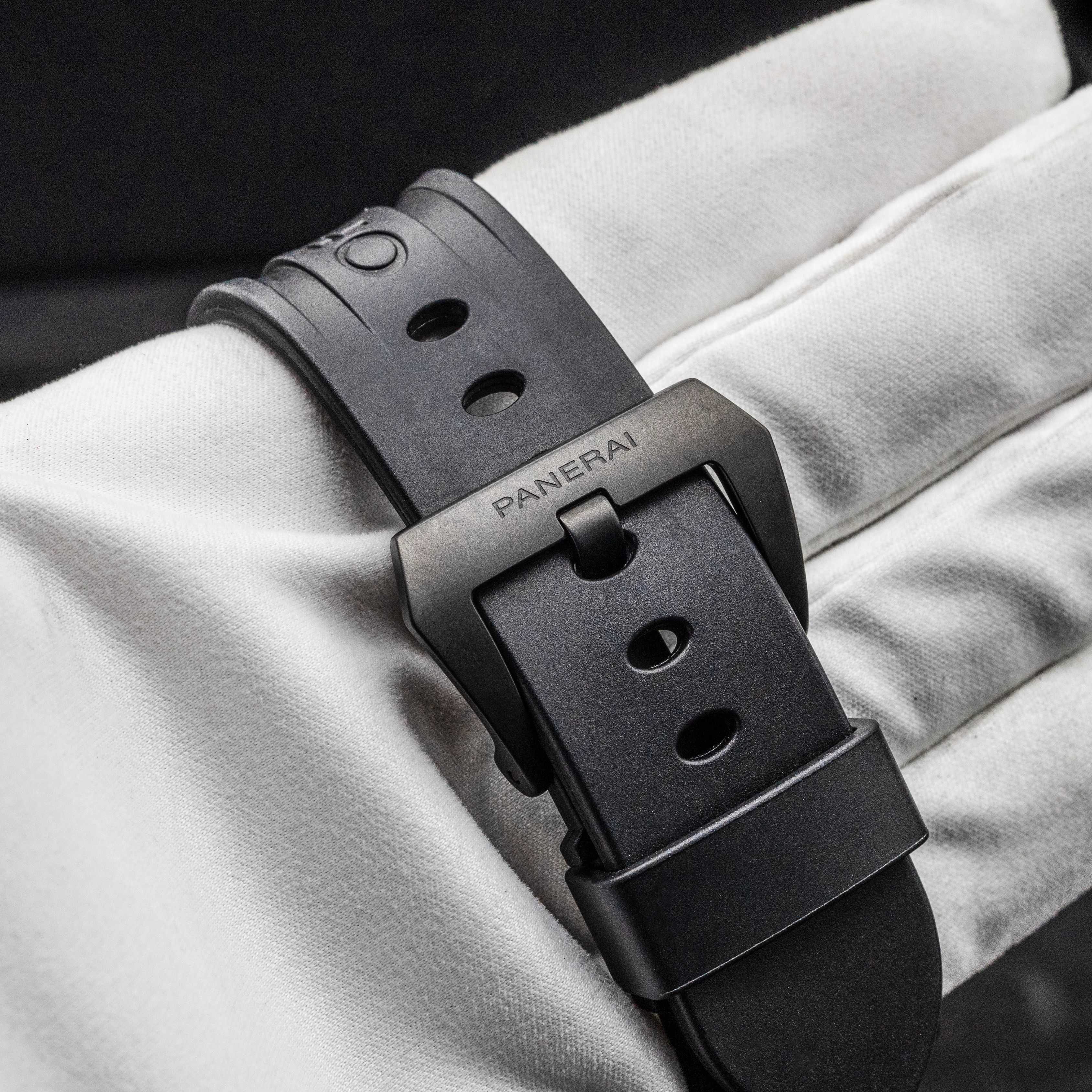 Panerai Luminor Submersible PAM00508 Thumbnail 3