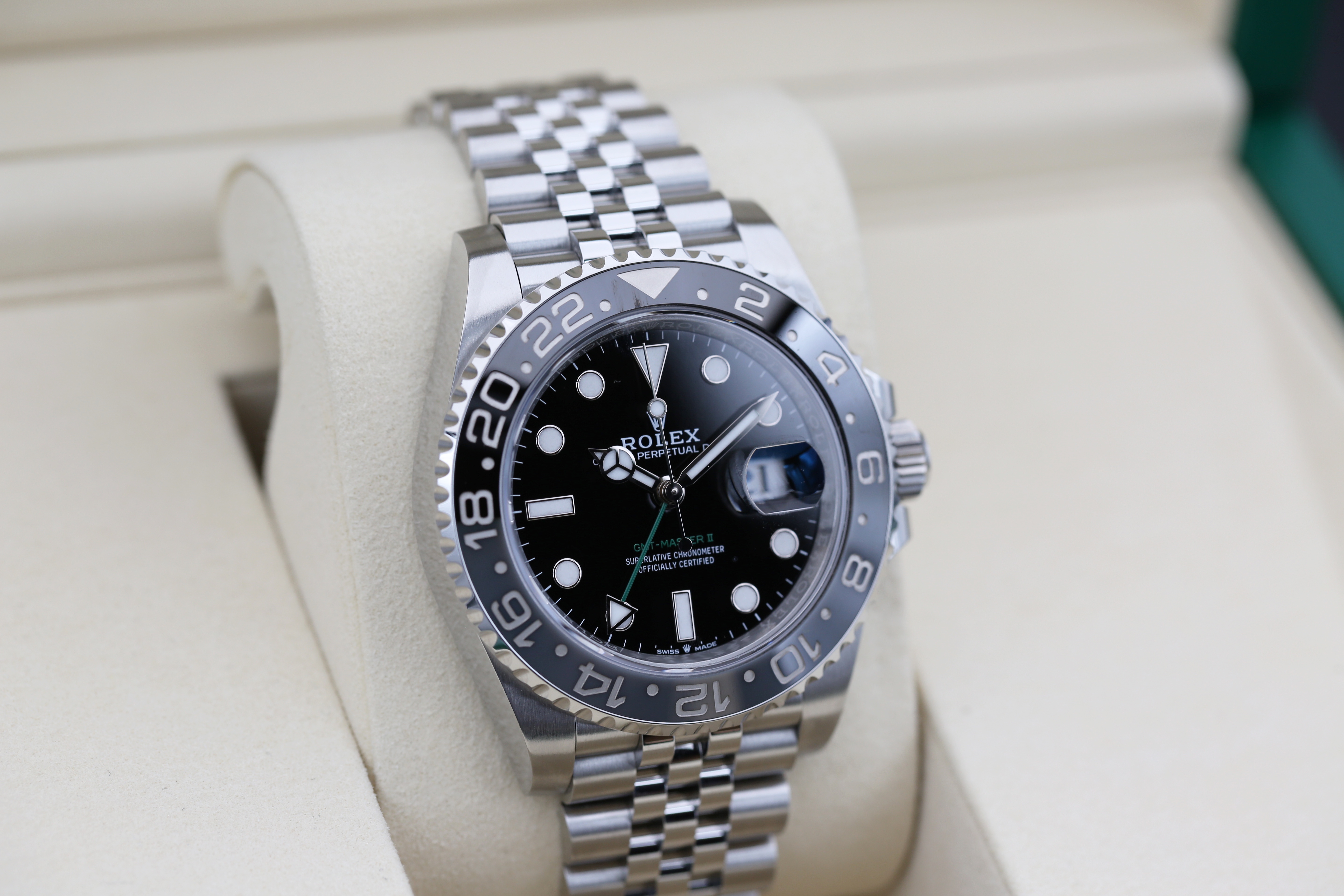 Rolex GMT Master II 126710 GRNR Thumbnail 2