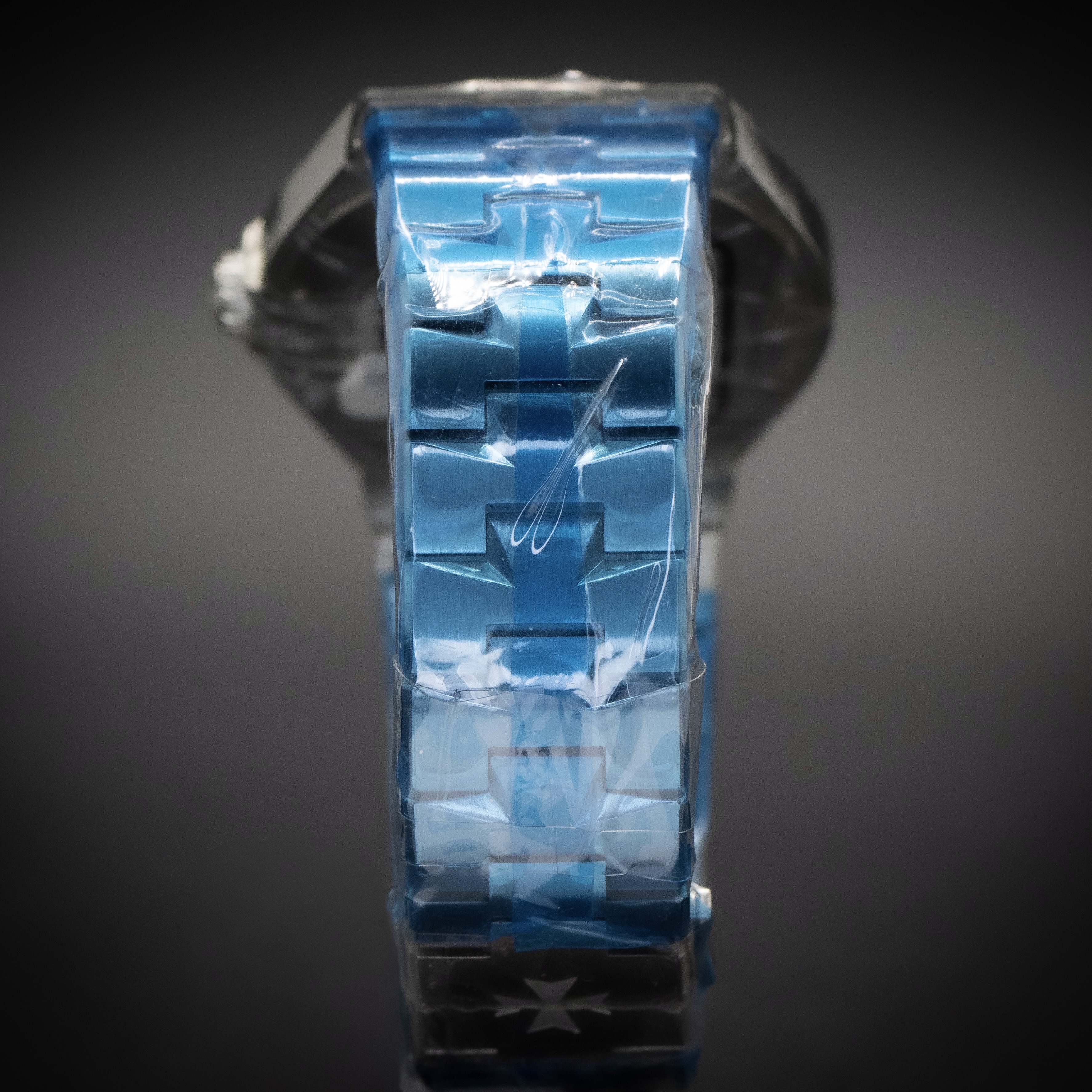 Vacheron Constantin Overseas 47040/B01A-9093 Thumbnail 3