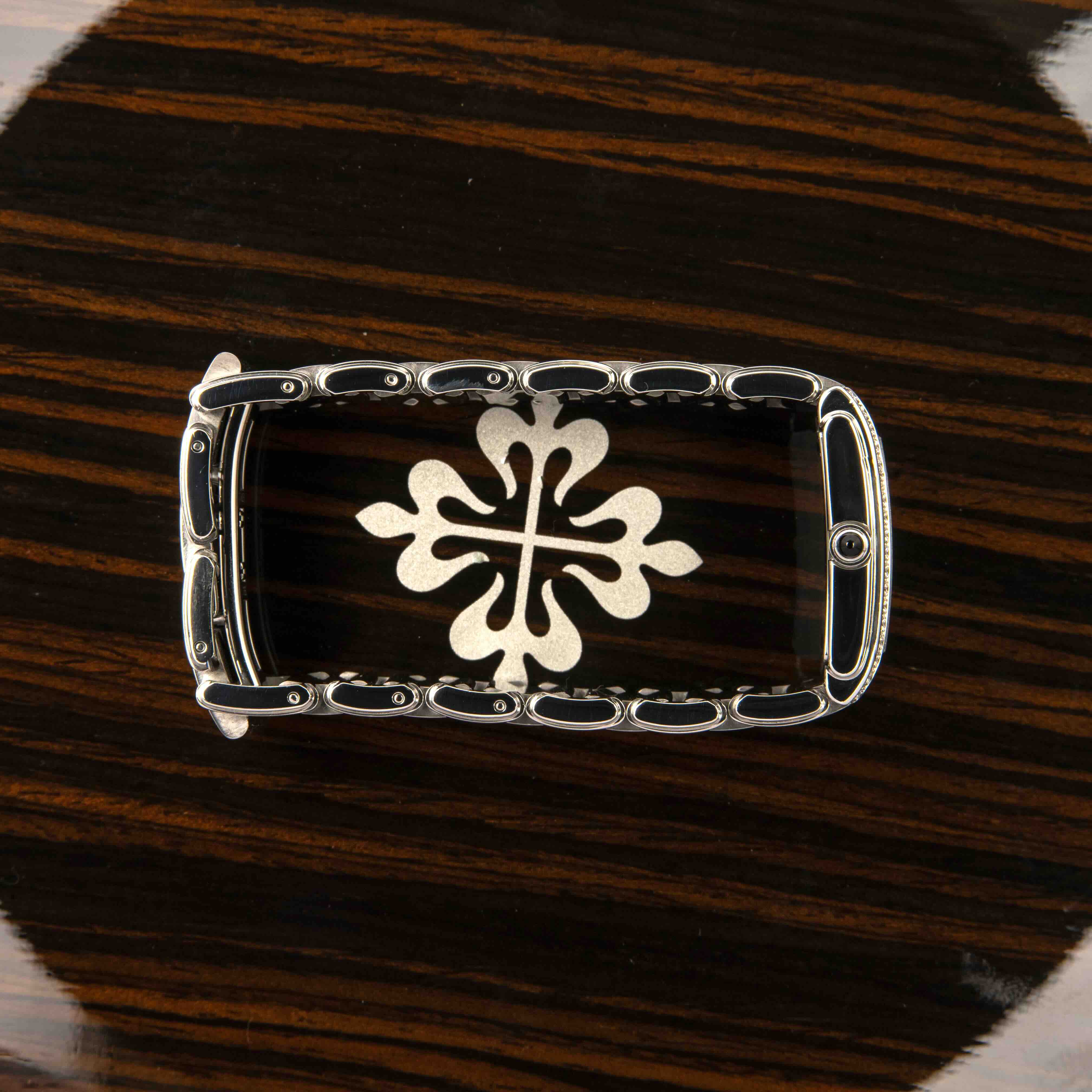 Patek Philippe Twenty-4 4910/10A-010 Thumbnail 2