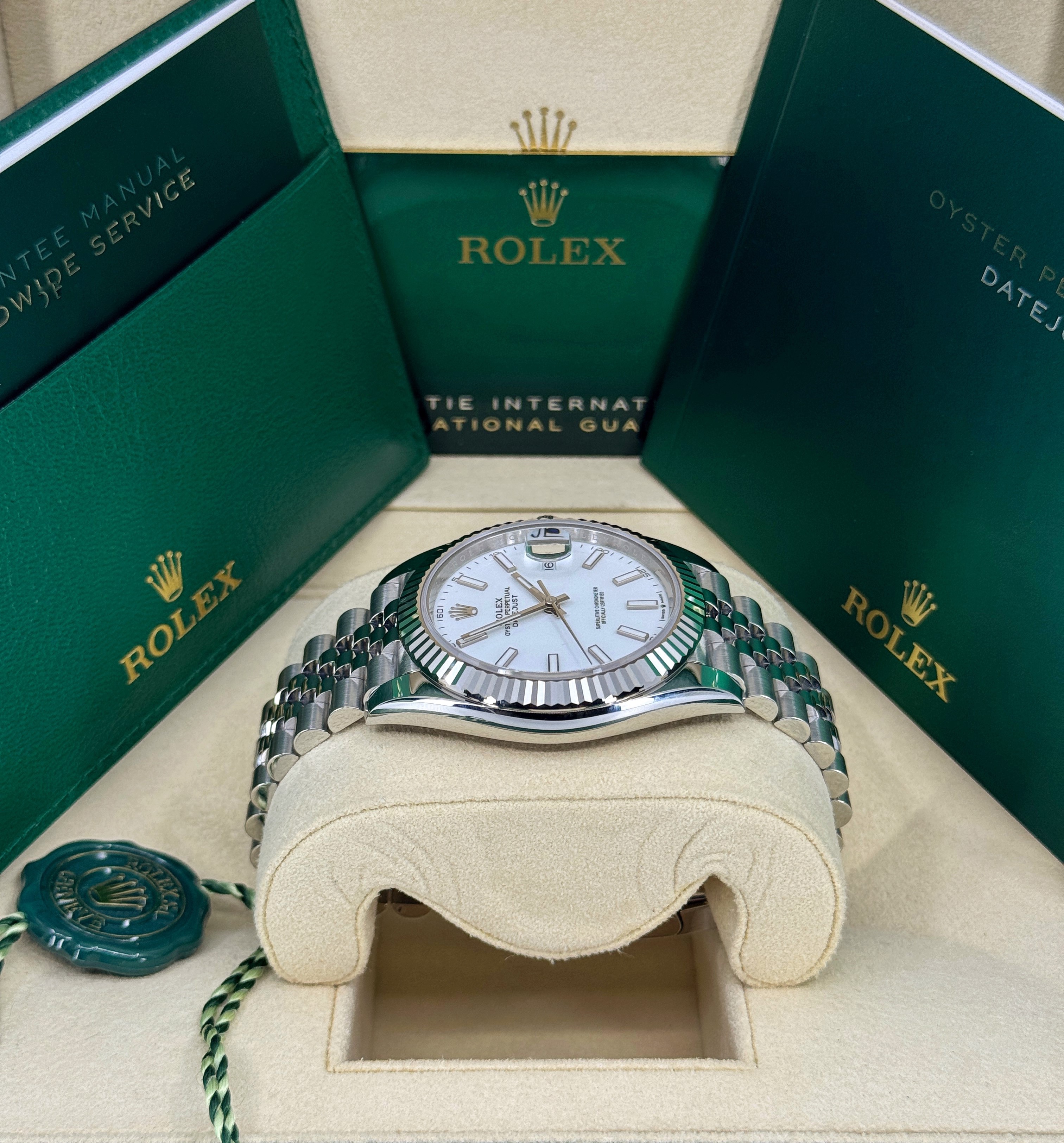 Rolex Datejust 41 126334 Thumbnail 2