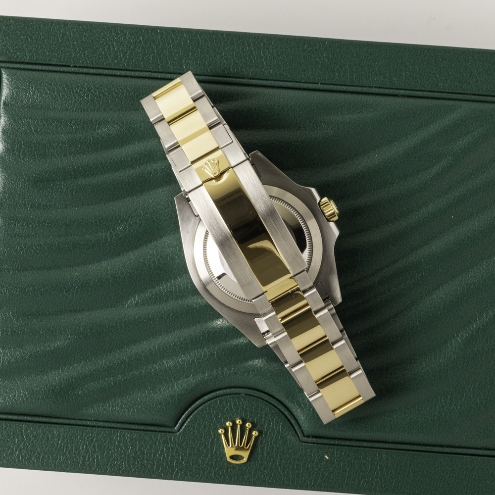 Rolex Submariner 126613 LB Thumbnail 3