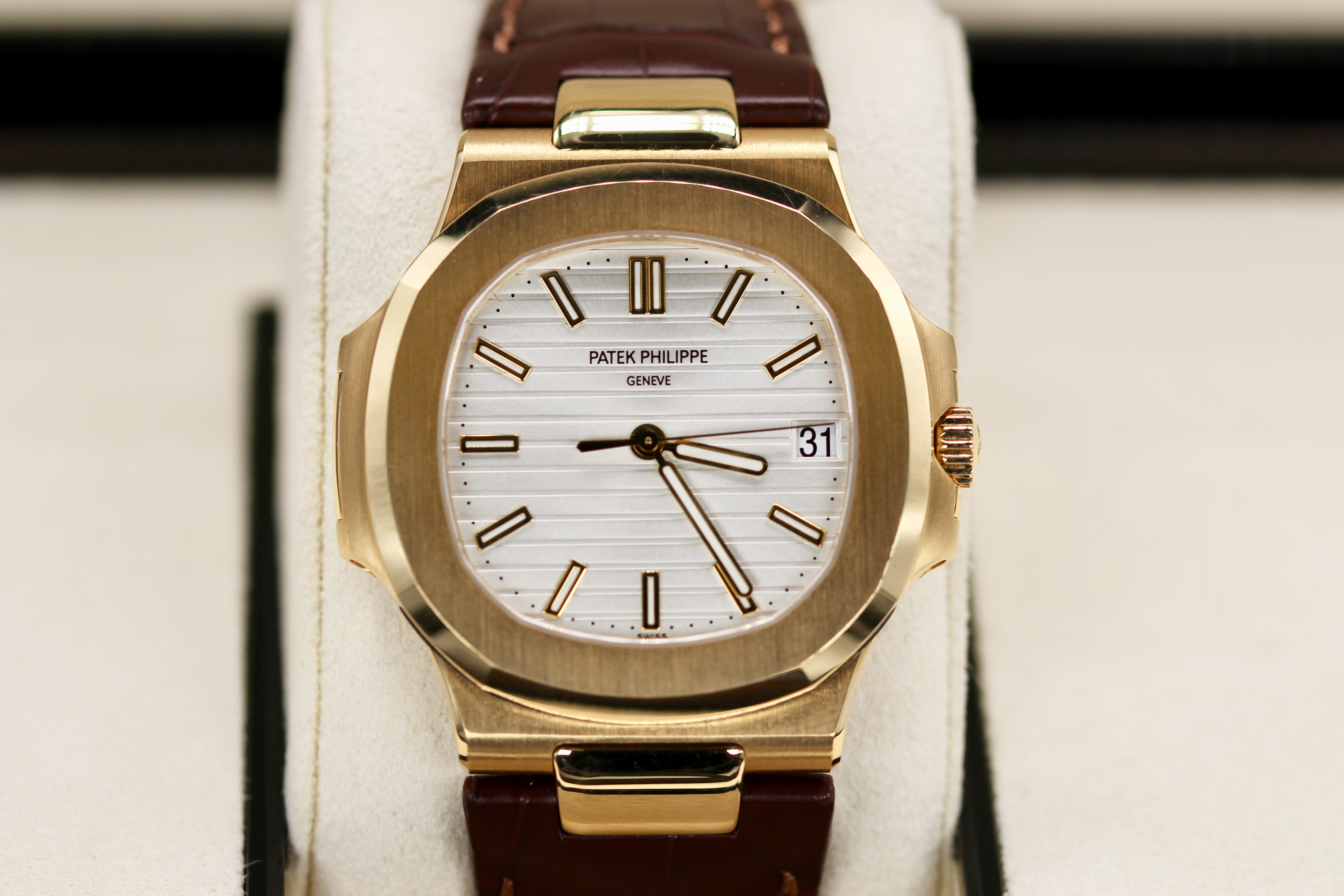 Patek Philippe Nautilus 5711J-001 Thumbnail 5