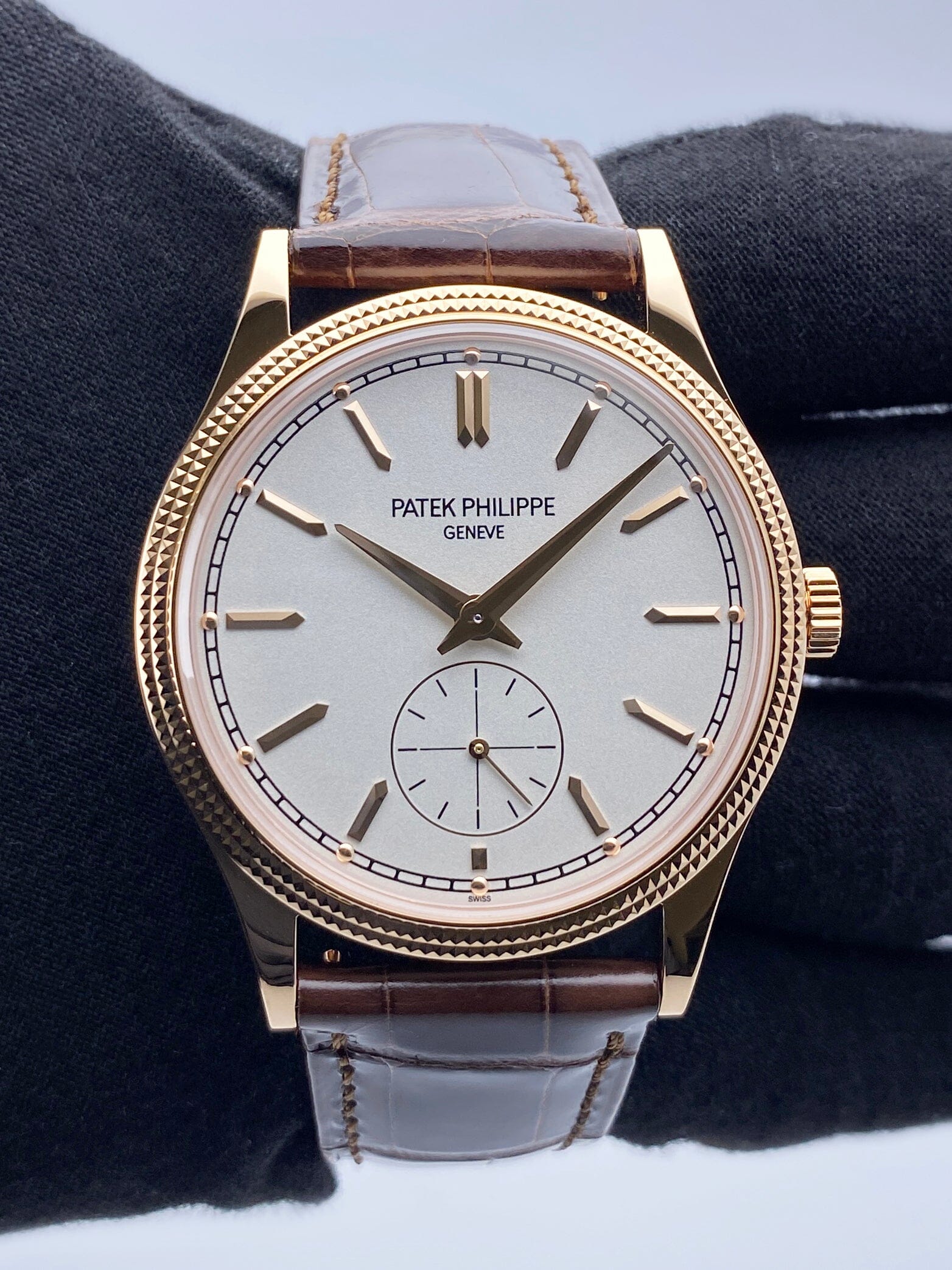 Patek Philippe Calatrava 6119R-001 Thumbnail 2
