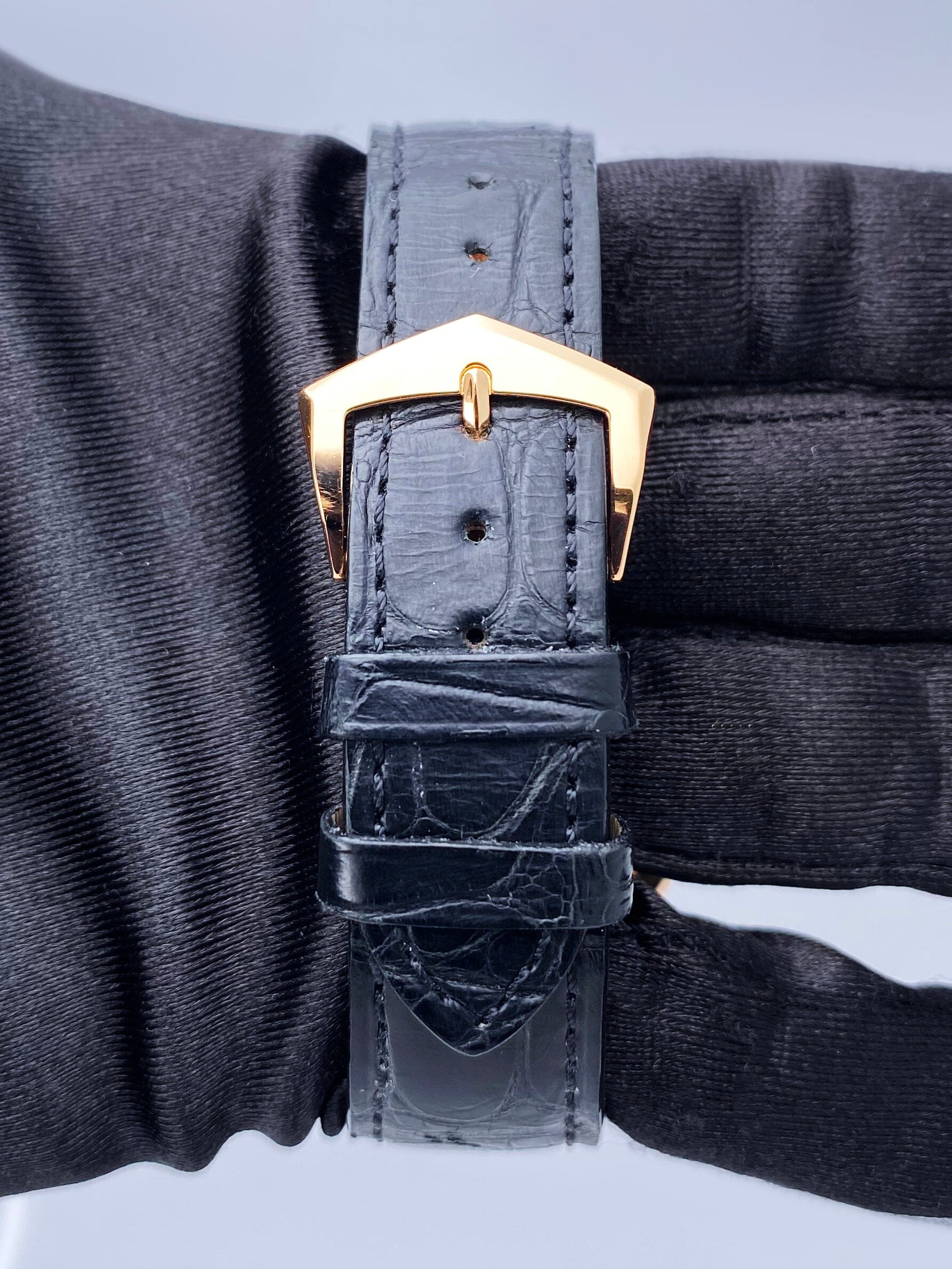 Patek Philippe Complications 5205R-010 Thumbnail 6