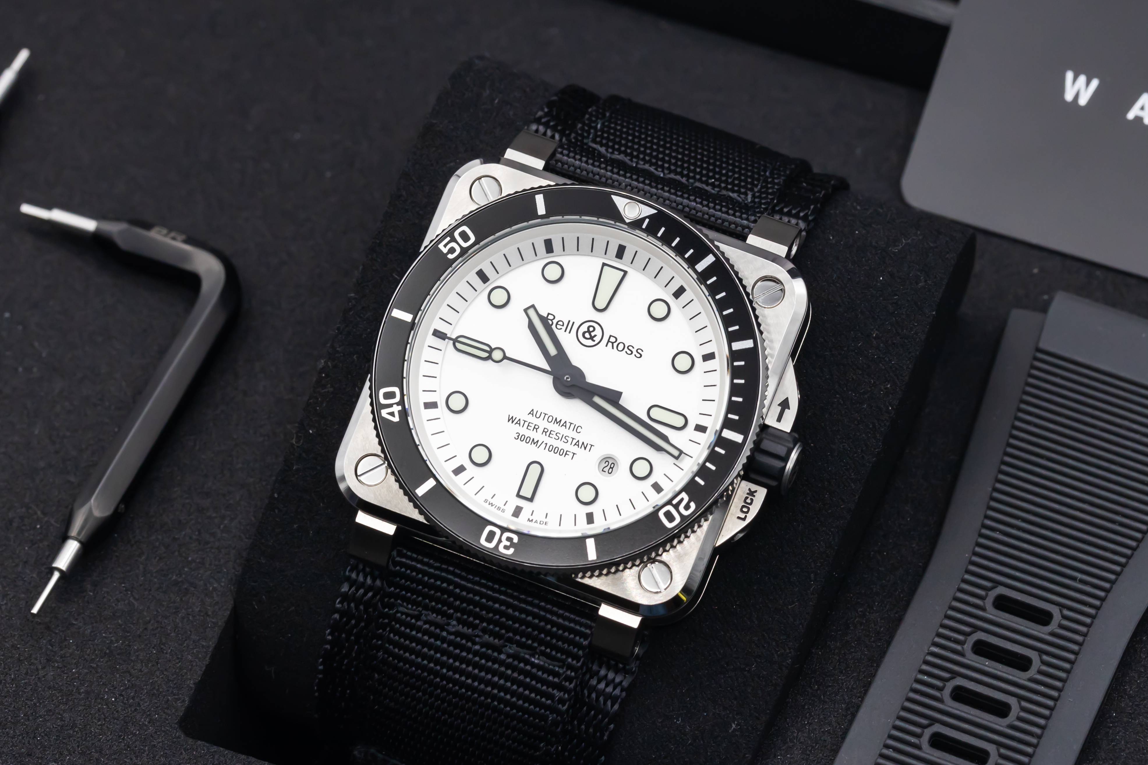 Bell and Ross BR03-92 BR0392-D-WH-ST/SRB Thumbnail 5