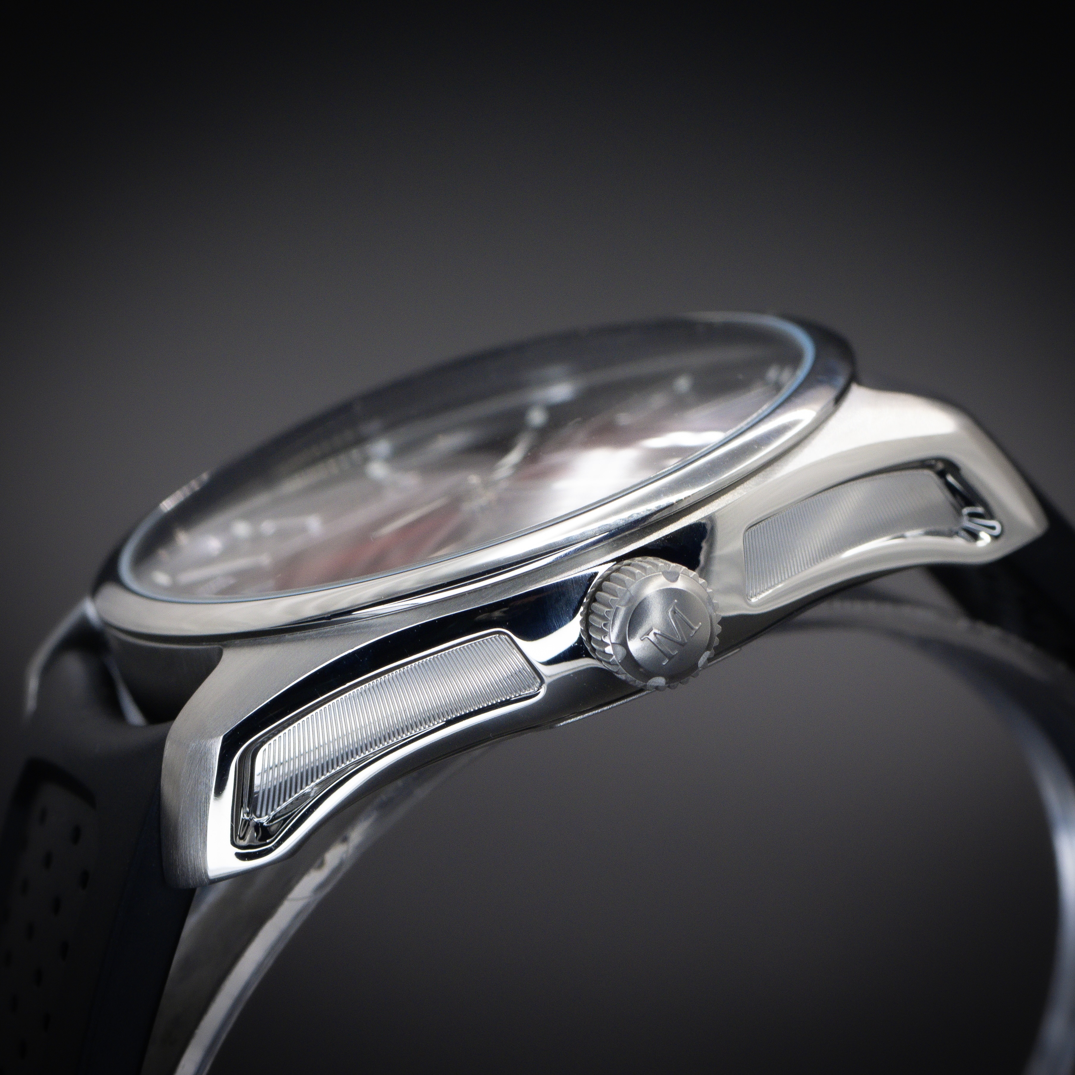 H. Moser and Cie Pioneer 3200-1207 Thumbnail 7