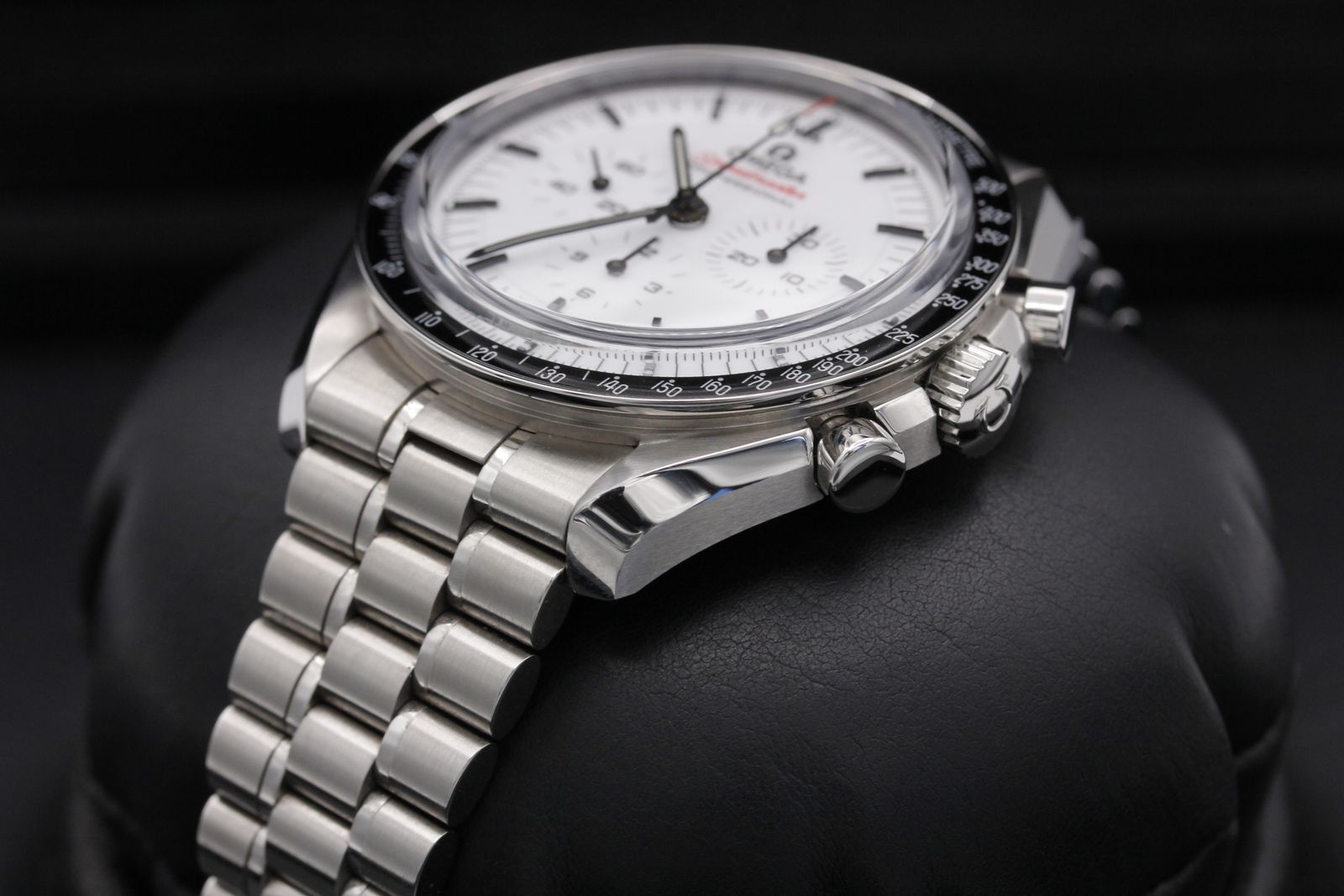 Omega Speedmaster Moonwatch Professional 310.30.42.50.04.001 Thumbnail 2