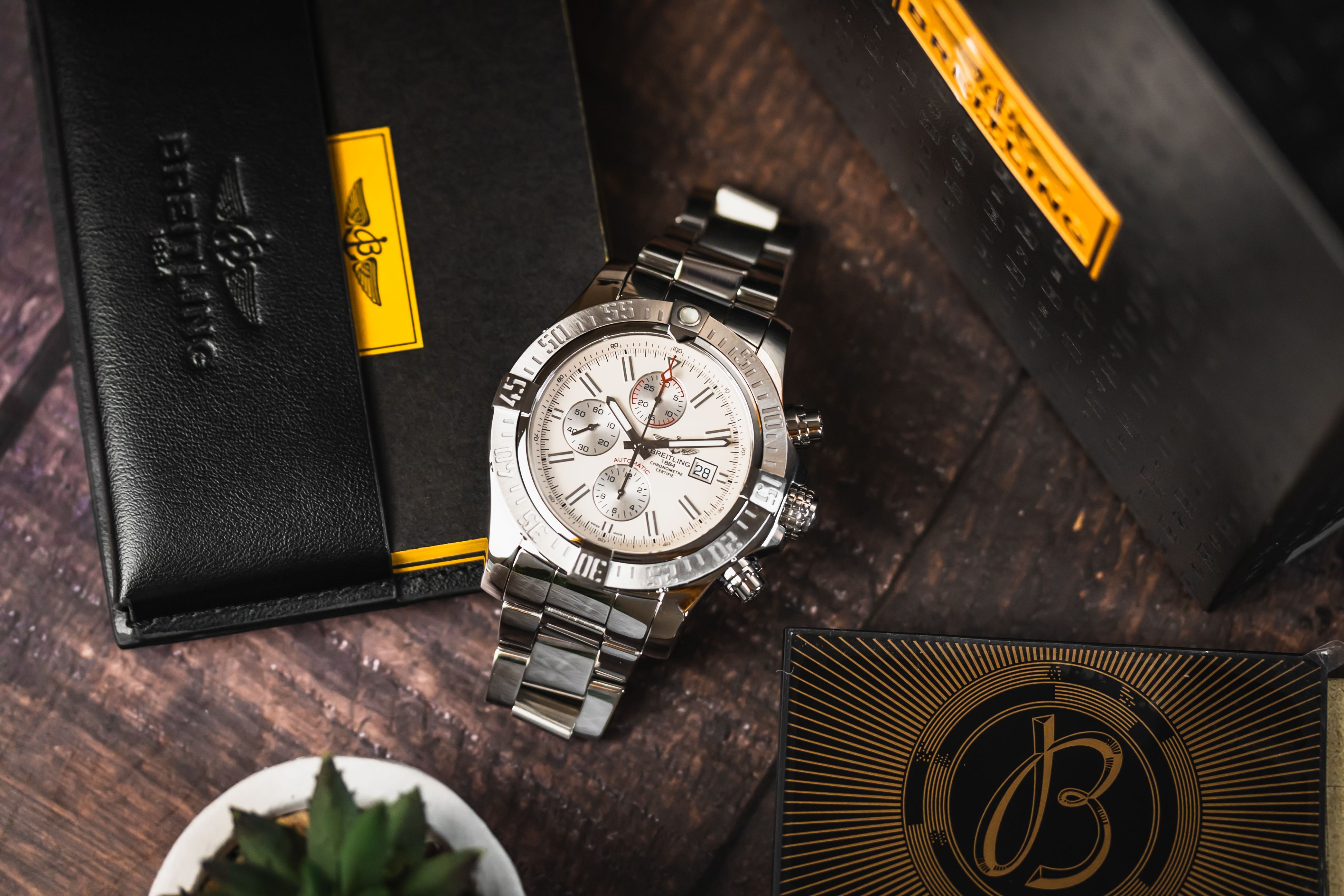 Breitling Super Avenger II A13371 Thumbnail 6