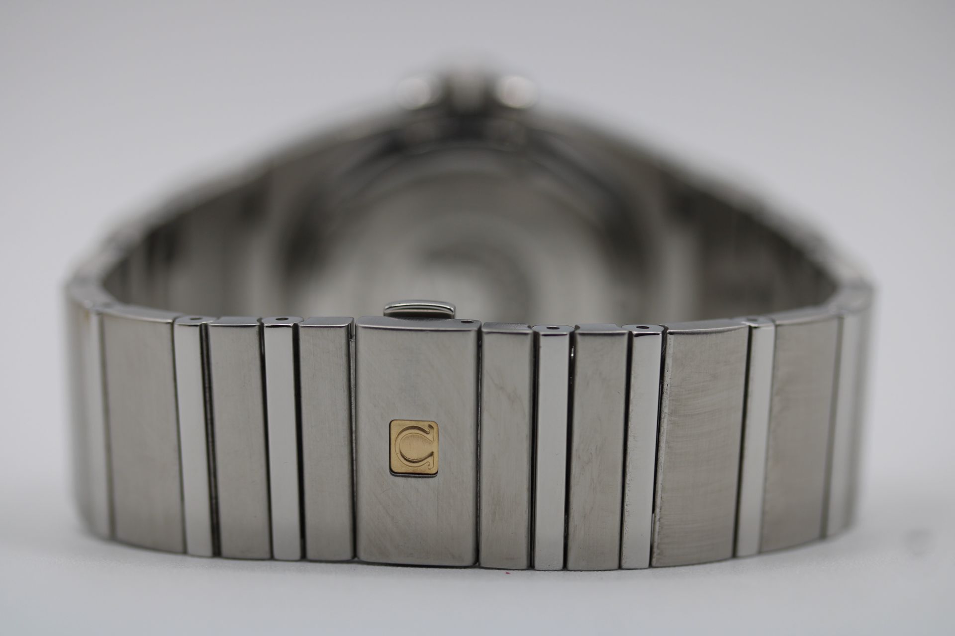 Omega Constellation Double Eagle 1513.30.00 Thumbnail 3