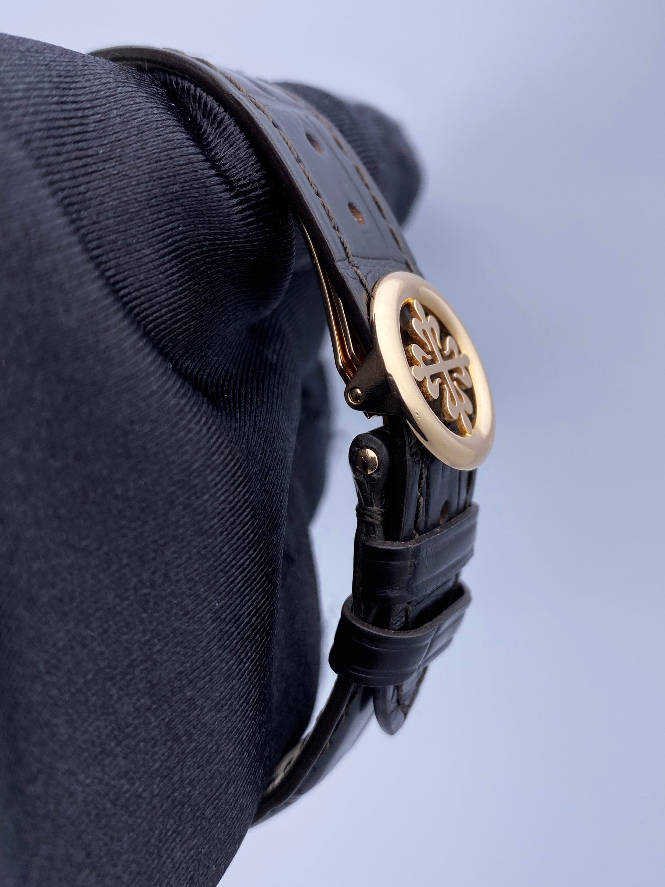 Patek Philippe World Time 5130R-001 Thumbnail 5