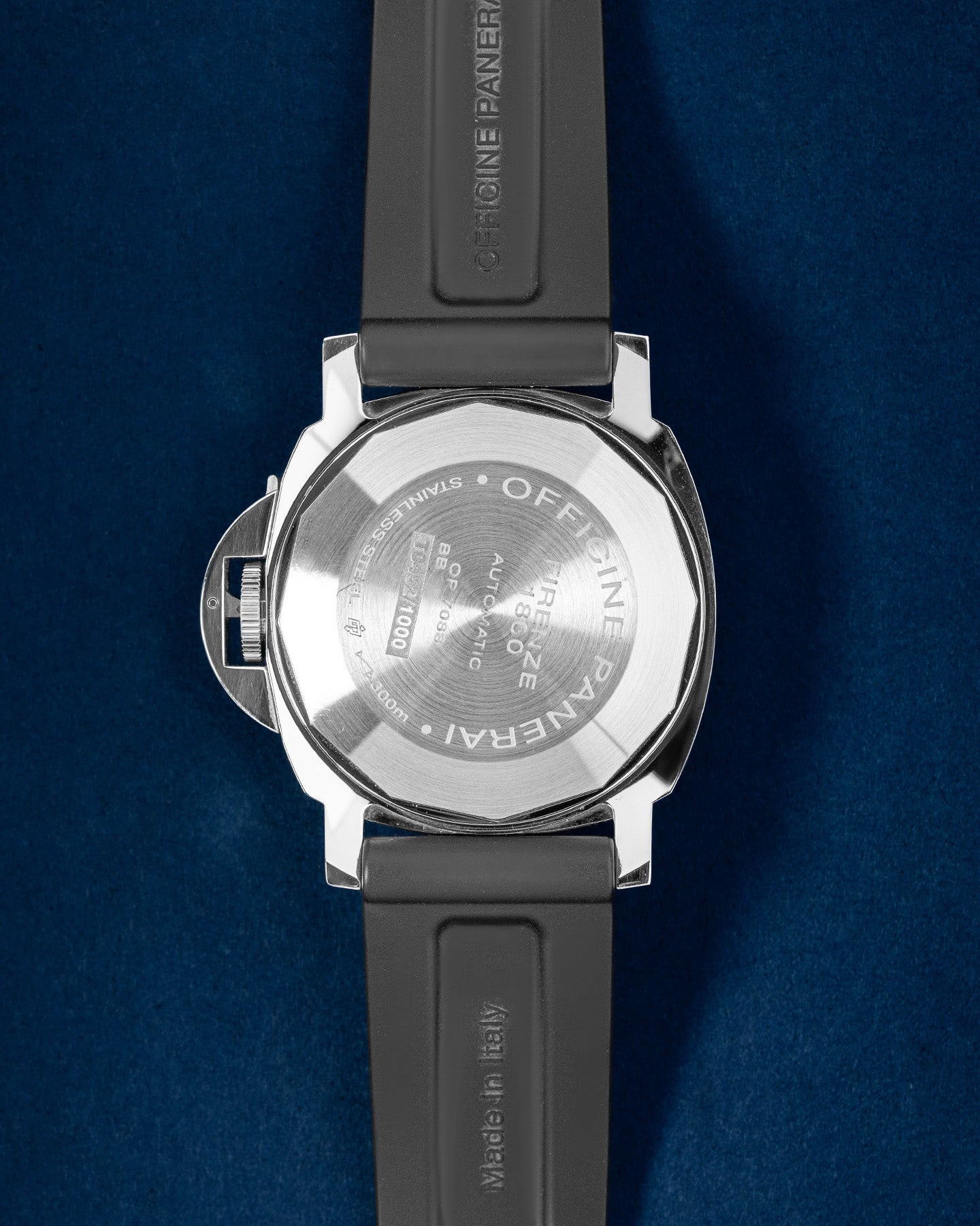 Panerai Luminor GMT PAM01088 Thumbnail 2
