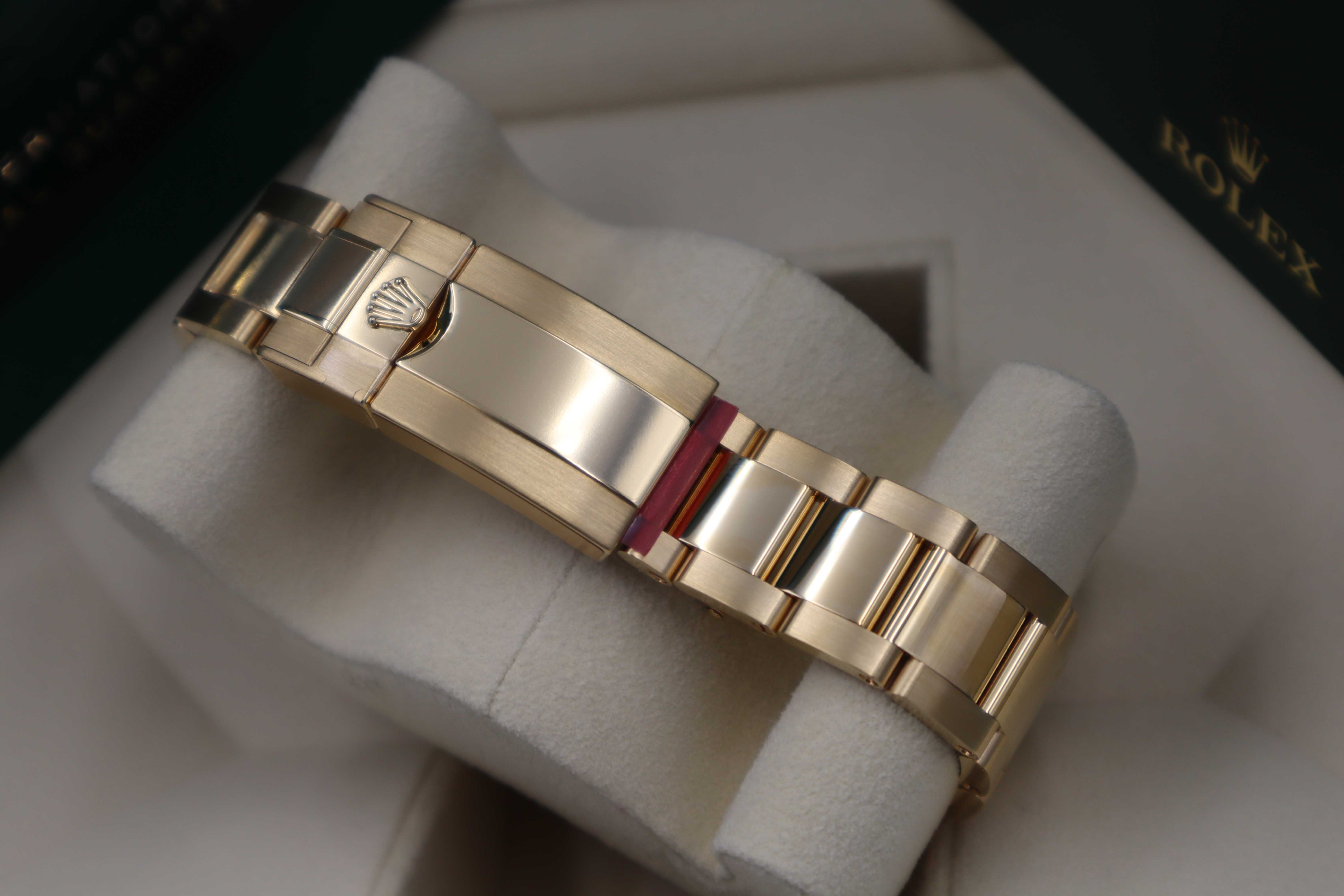 Rolex Daytona 116508 Thumbnail 6