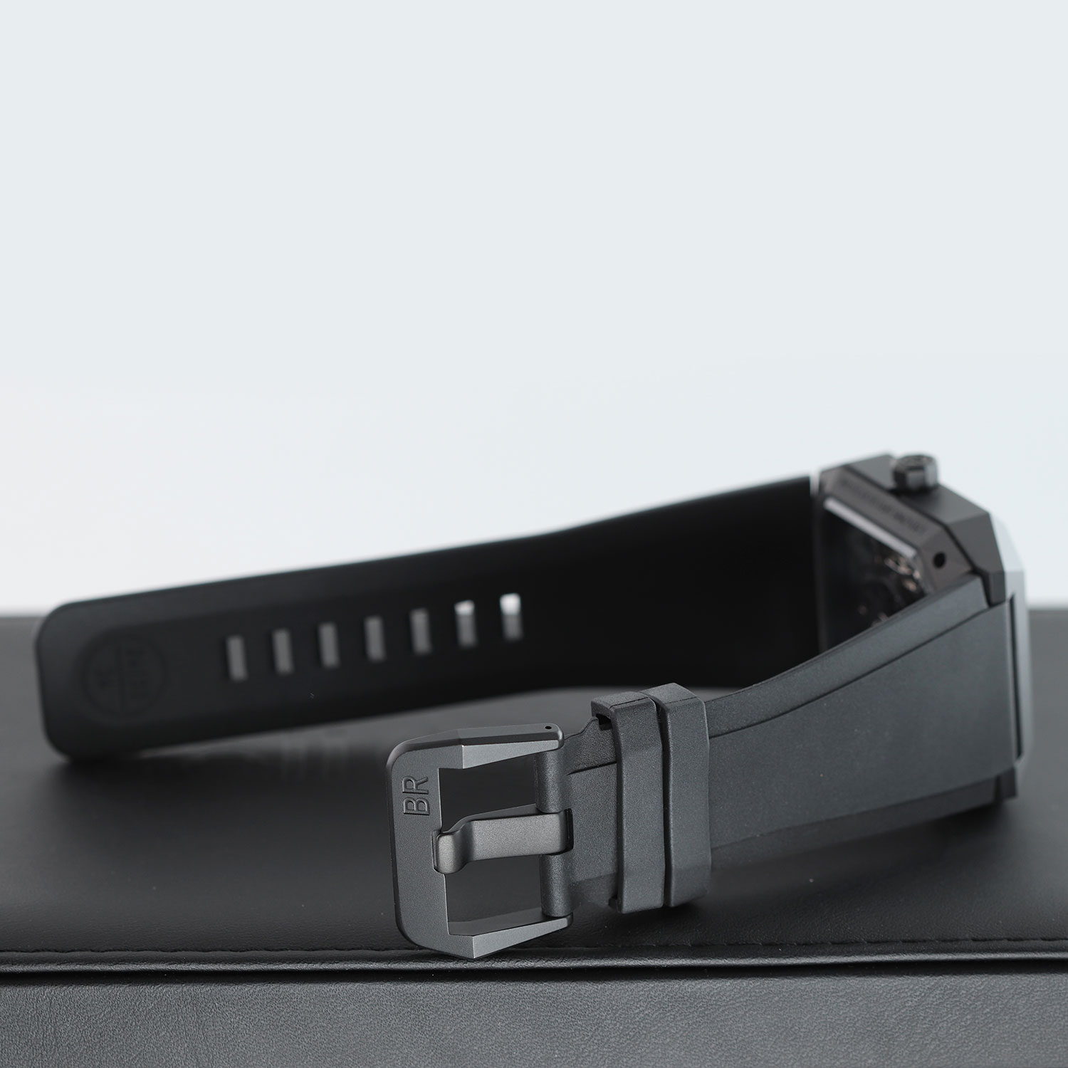 Bell and Ross BR-03 Cyber Ceramic BR03-CYBER-CE Thumbnail 4