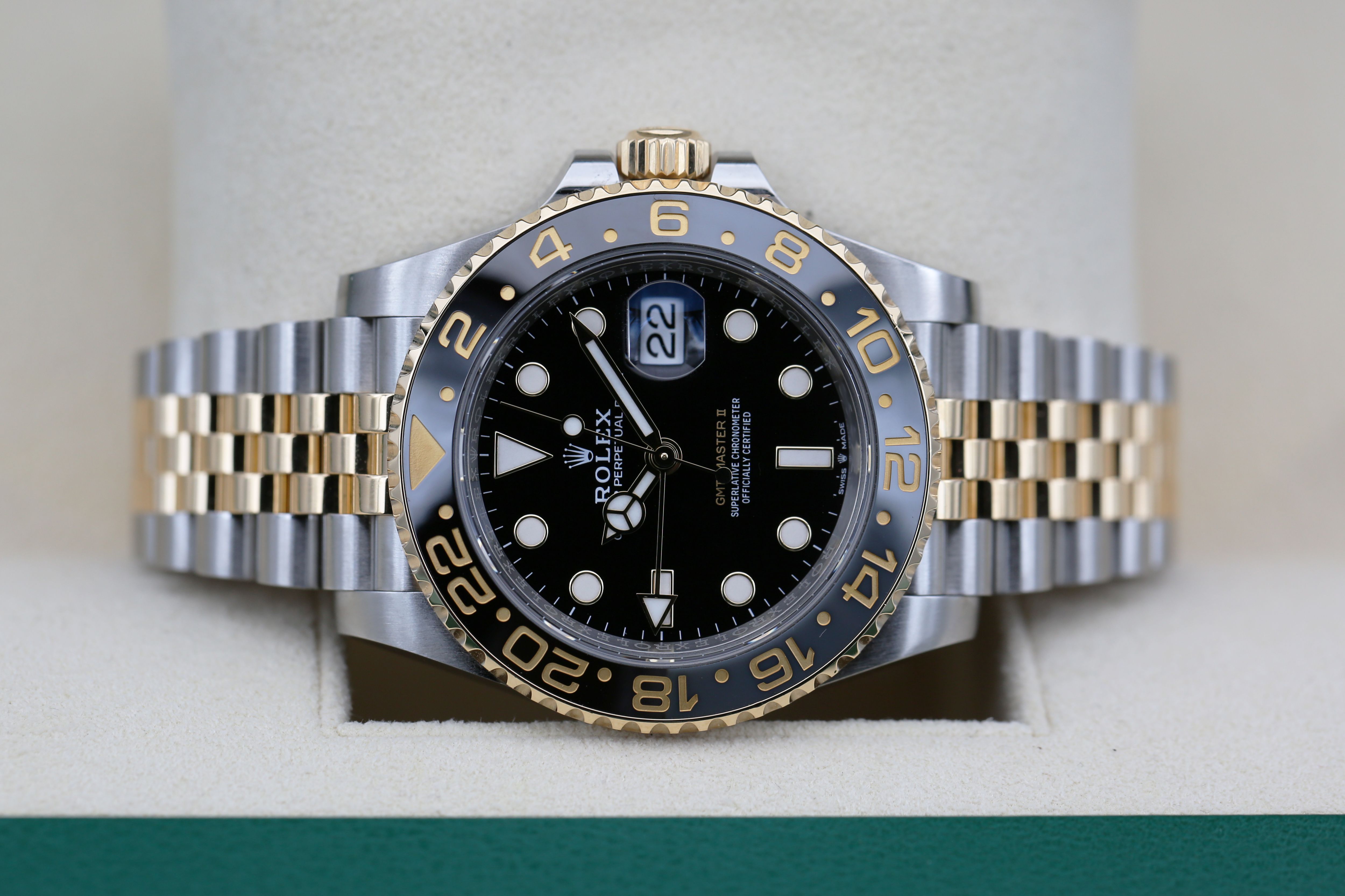 Rolex GMT Master II 126713 GRNR Thumbnail 5