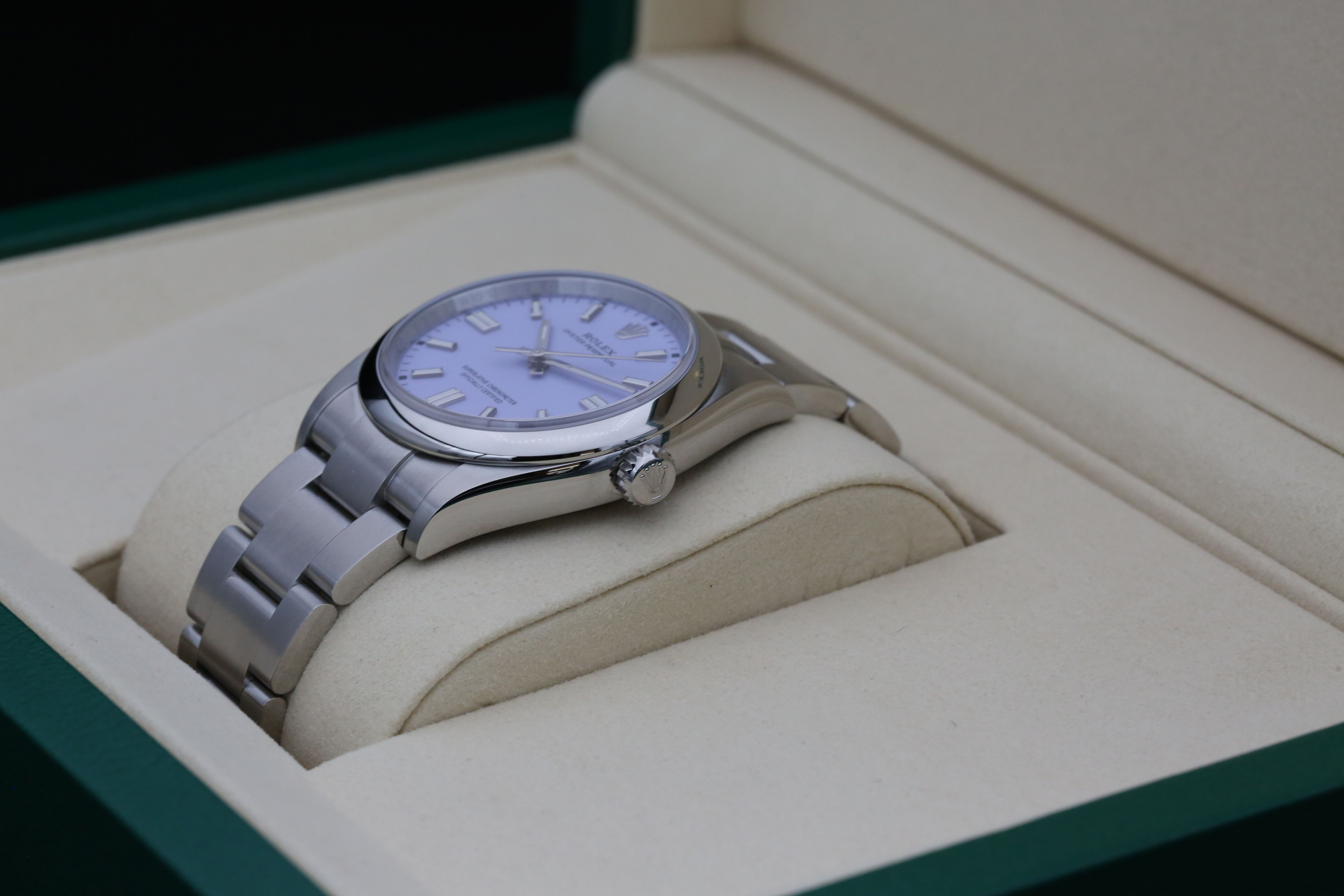 Rolex Oyster Perpetual 126000 Thumbnail 6