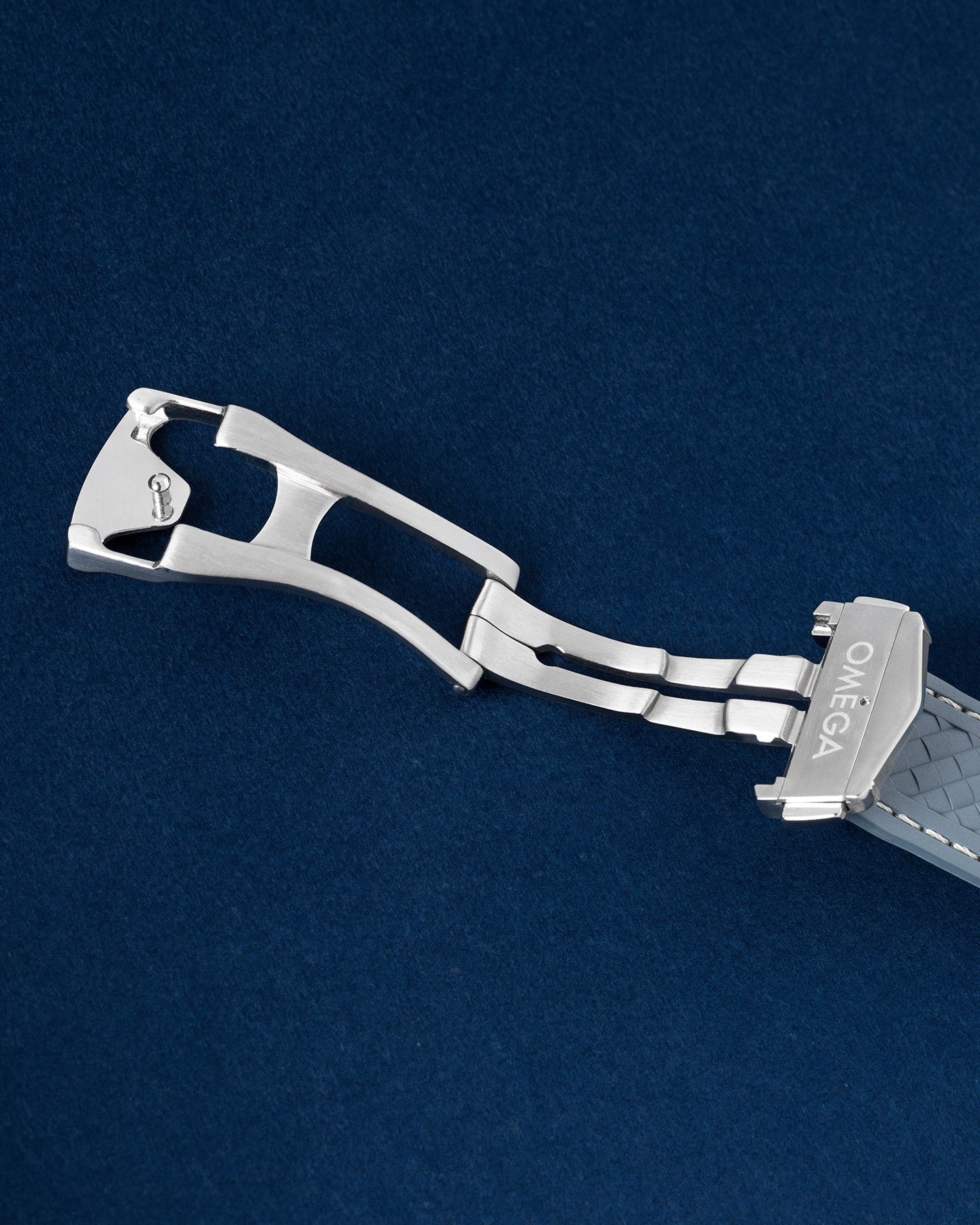 Omega Aqua Terra 150m Gents 220.12.41.21.03.005 Thumbnail 4