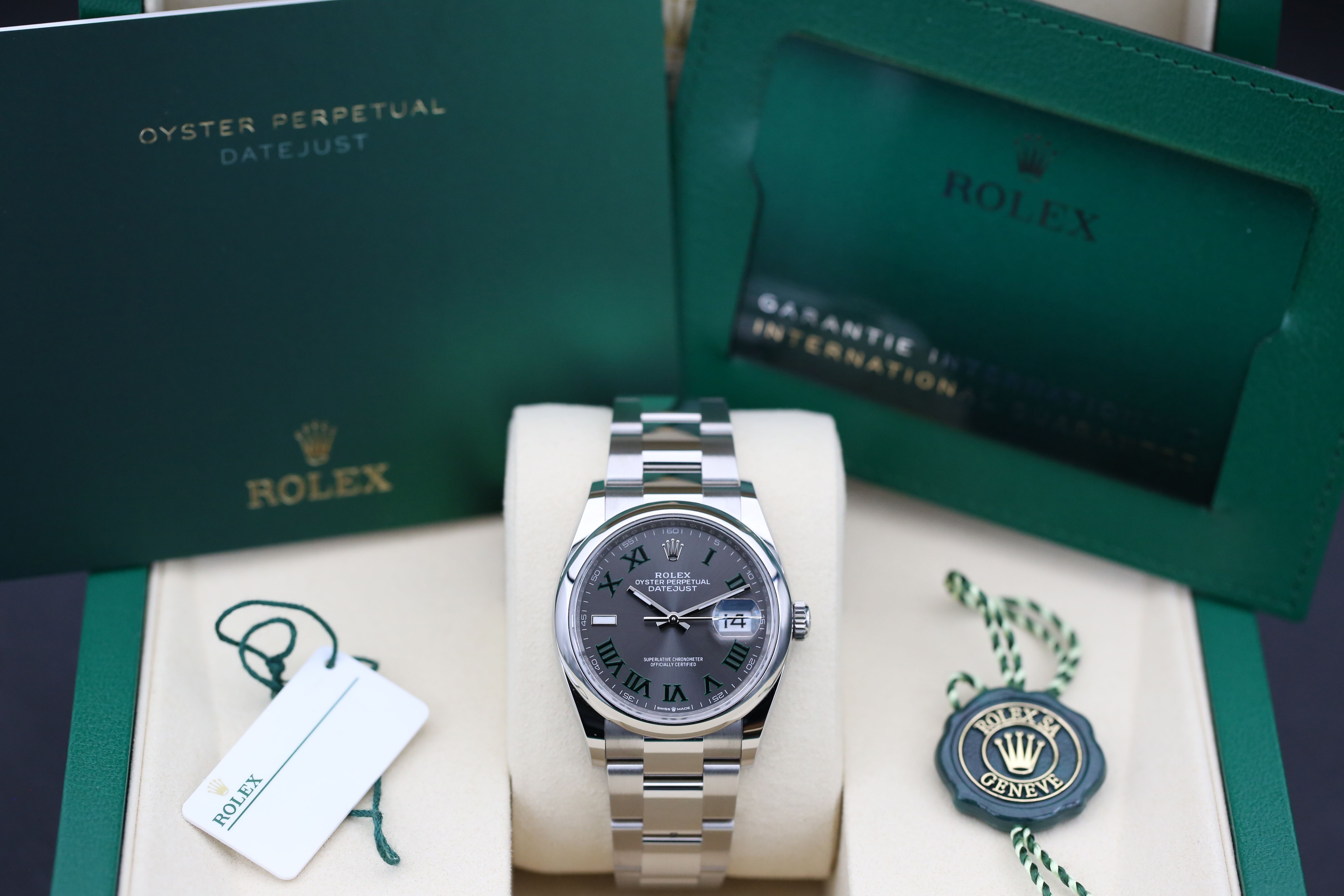 Rolex Datejust 126200 Thumbnail 7