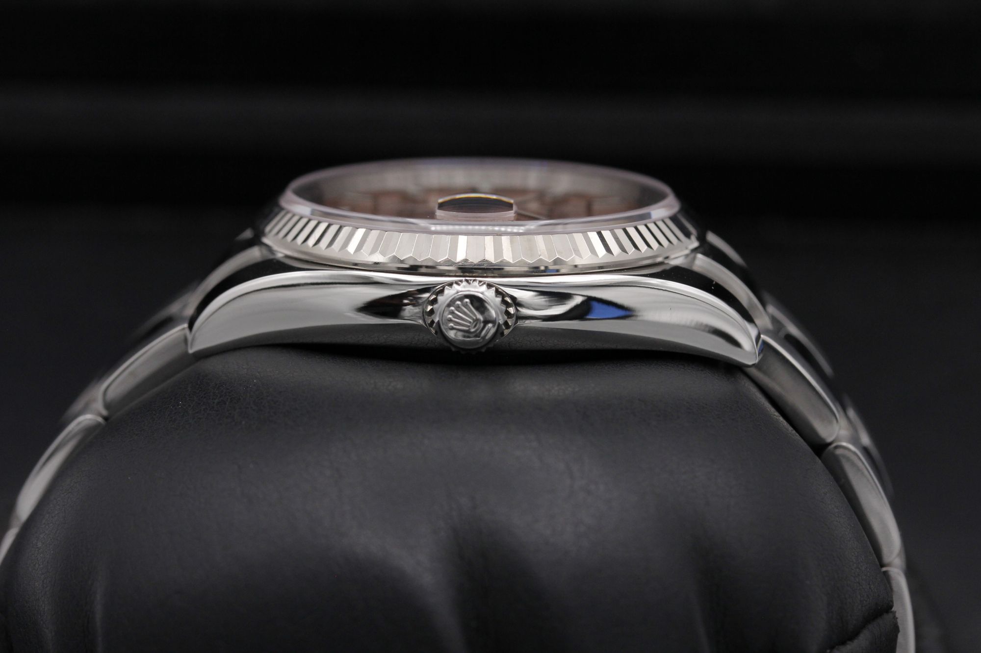 Rolex Oyster Perpetual Date 115234 Thumbnail 3