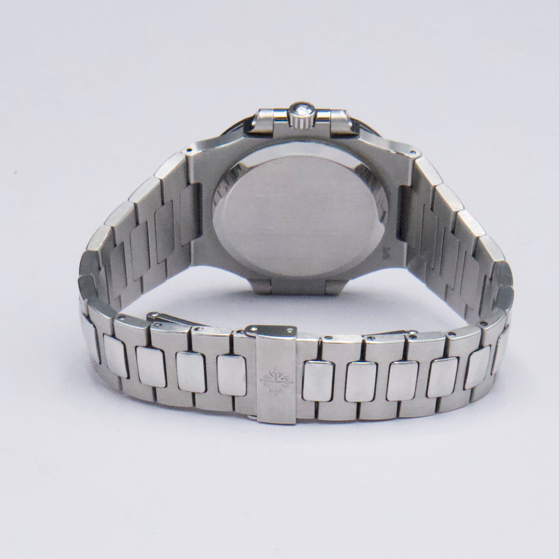 Patek Philippe Nautilus 3800/1A Thumbnail 6