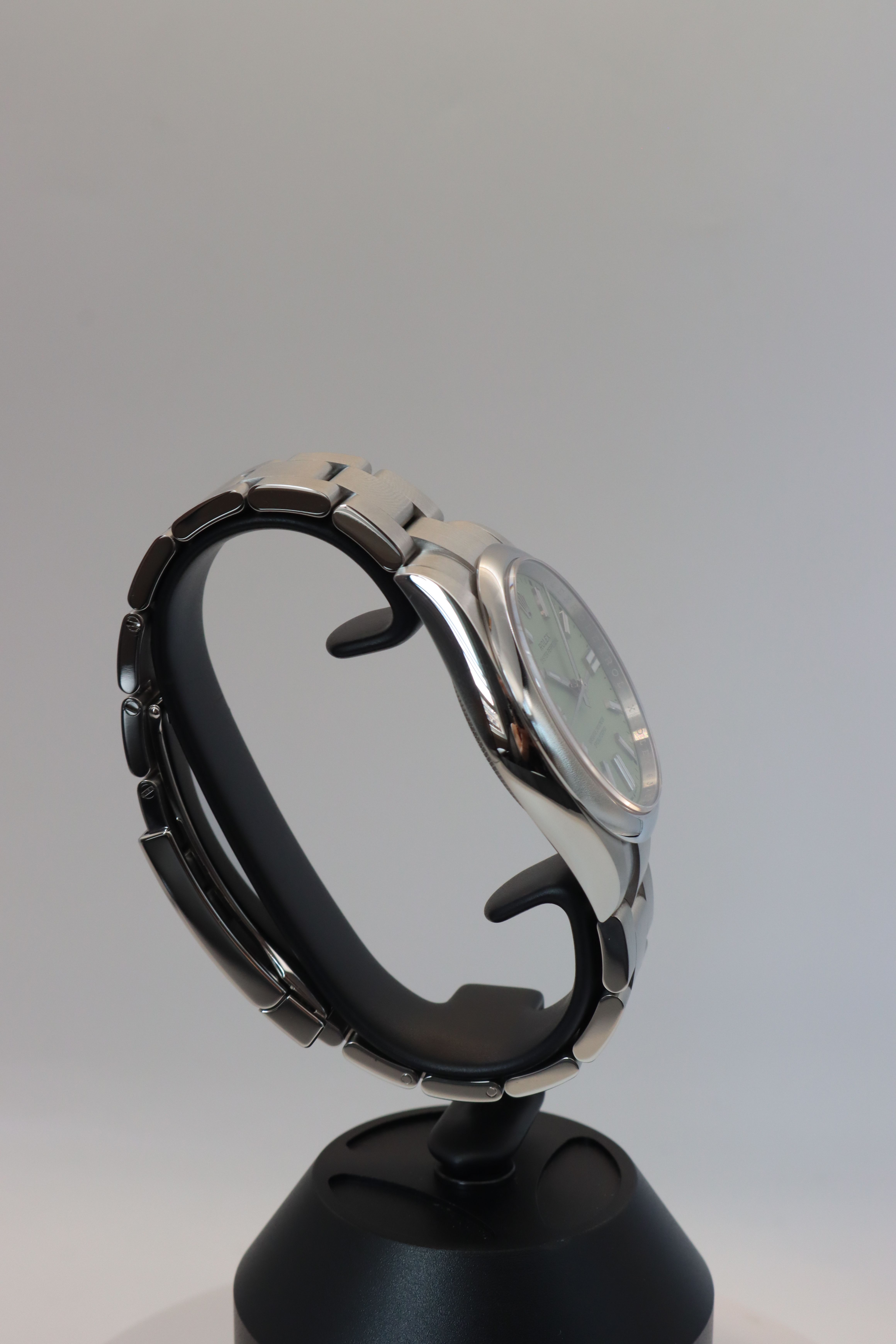 Rolex Oyster Perpetual 41 134300 Thumbnail 2