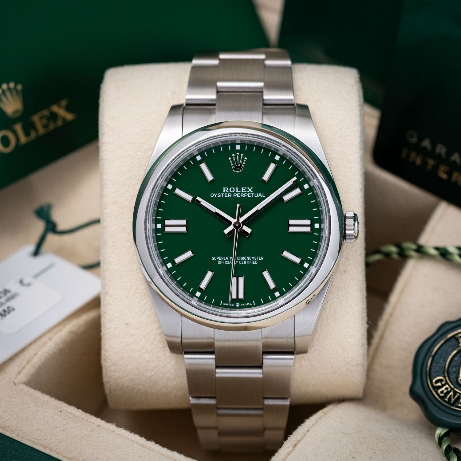 Rolex Oyster Perpetual 124300 Thumbnail 6