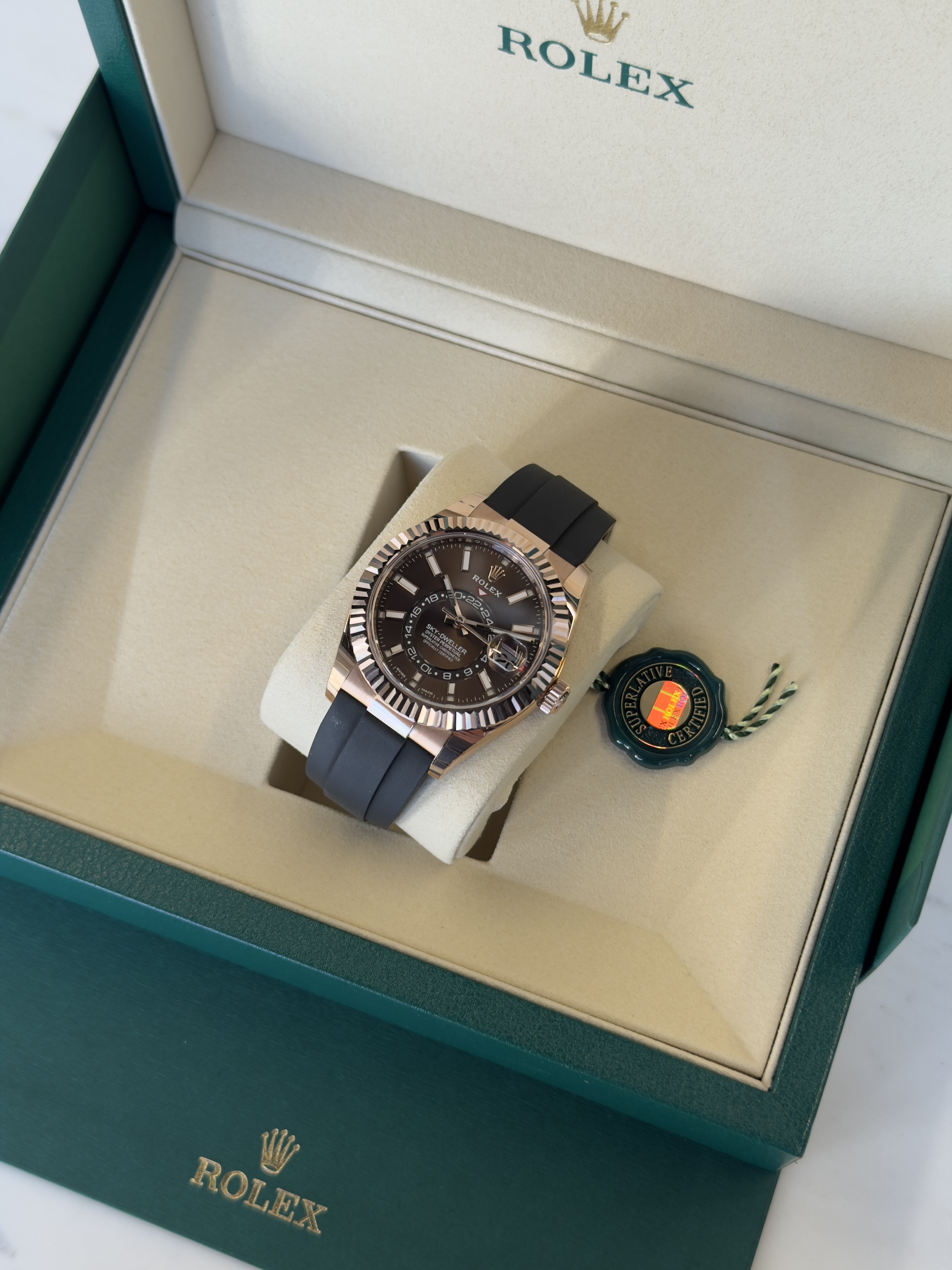 Rolex Sky-Dweller 326235 Thumbnail 4