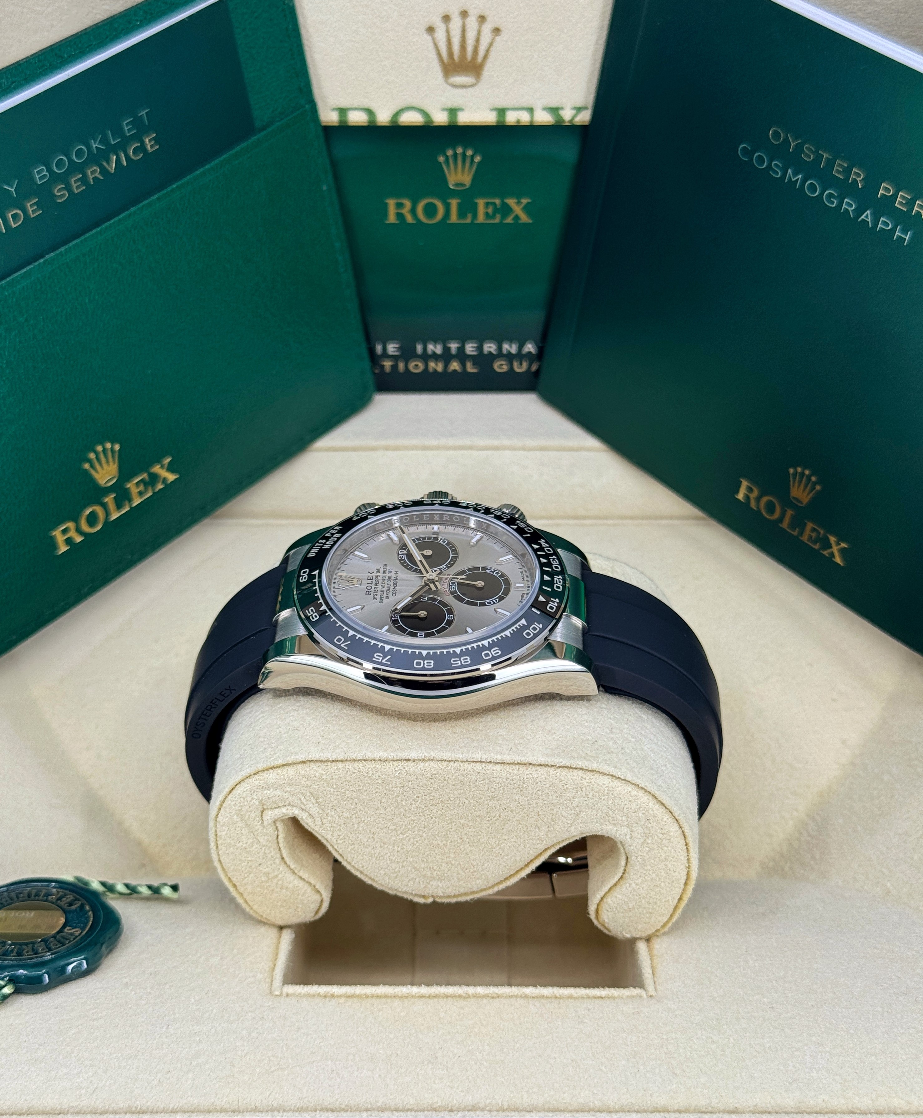 Rolex Daytona 126519 LN Thumbnail 2