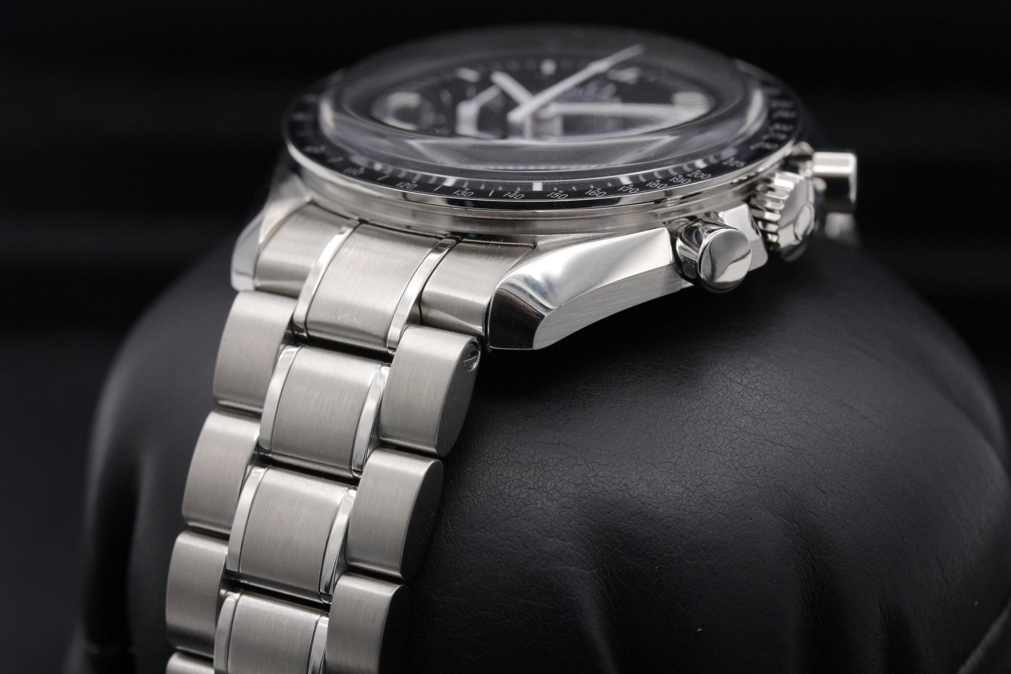 Omega Speedmaster Moonwatch 311.30.42.30.01.005 Thumbnail 2