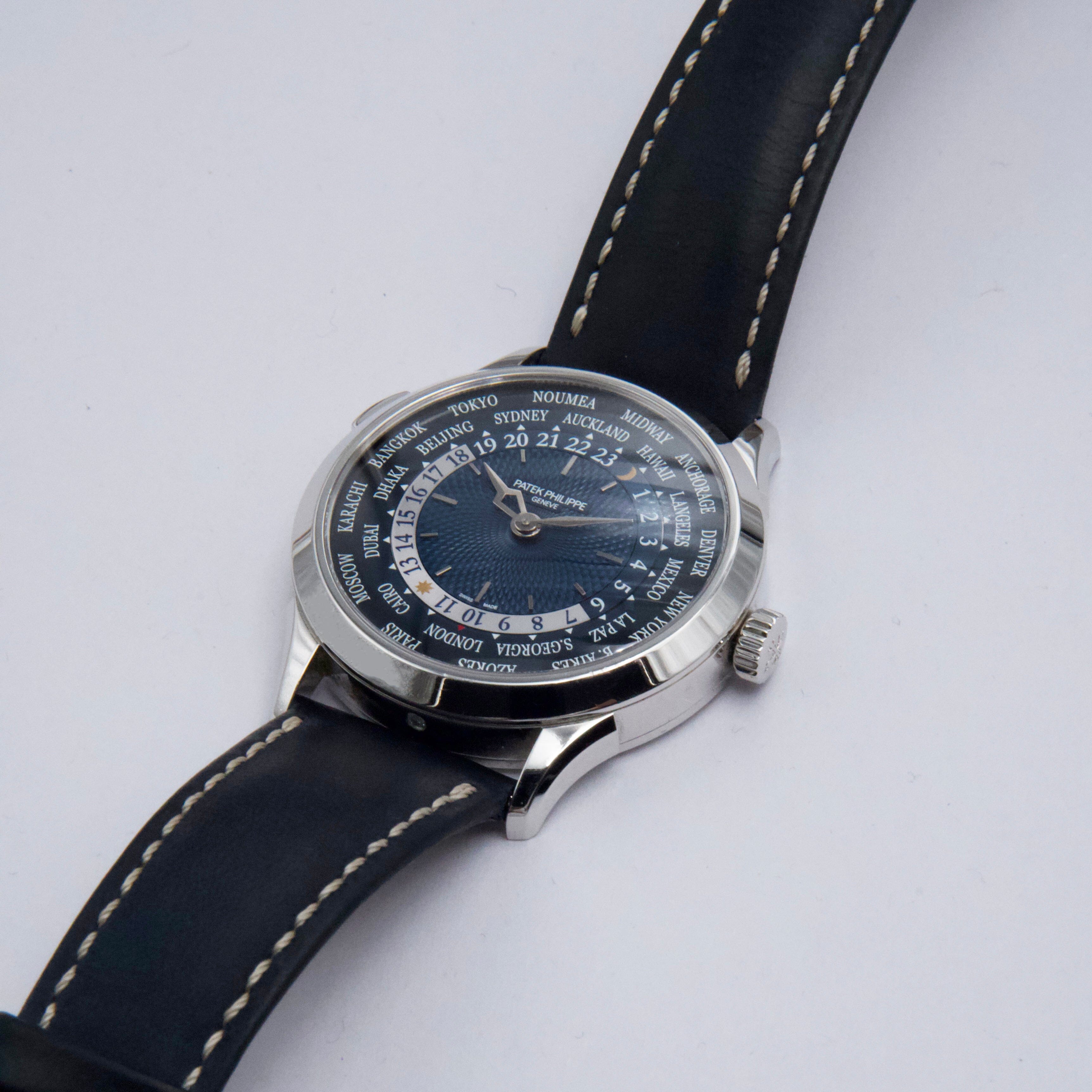 Patek Philippe Complications 5230P-001 Thumbnail 2