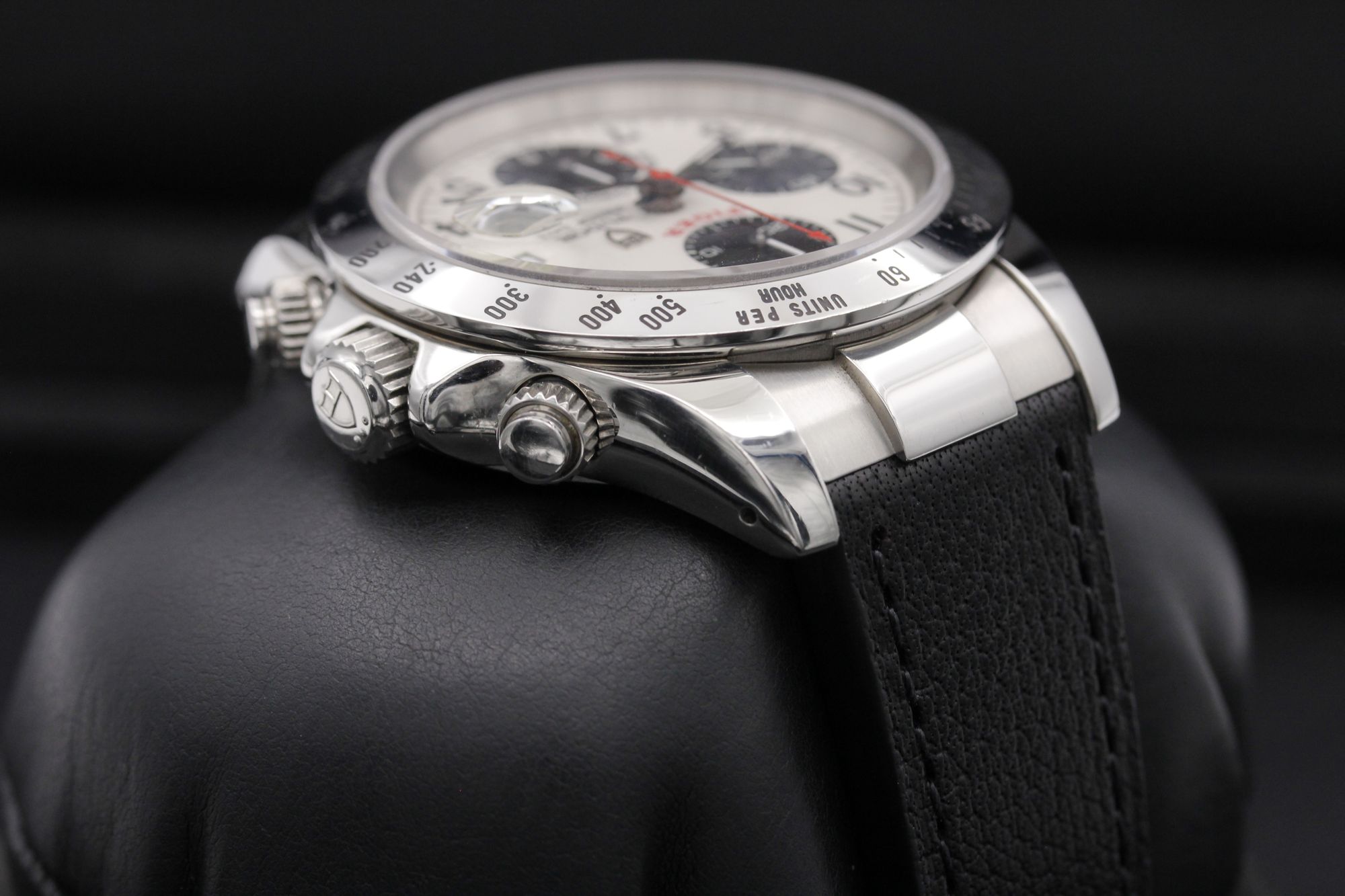 Tudor Prince Date 79280 Thumbnail 4