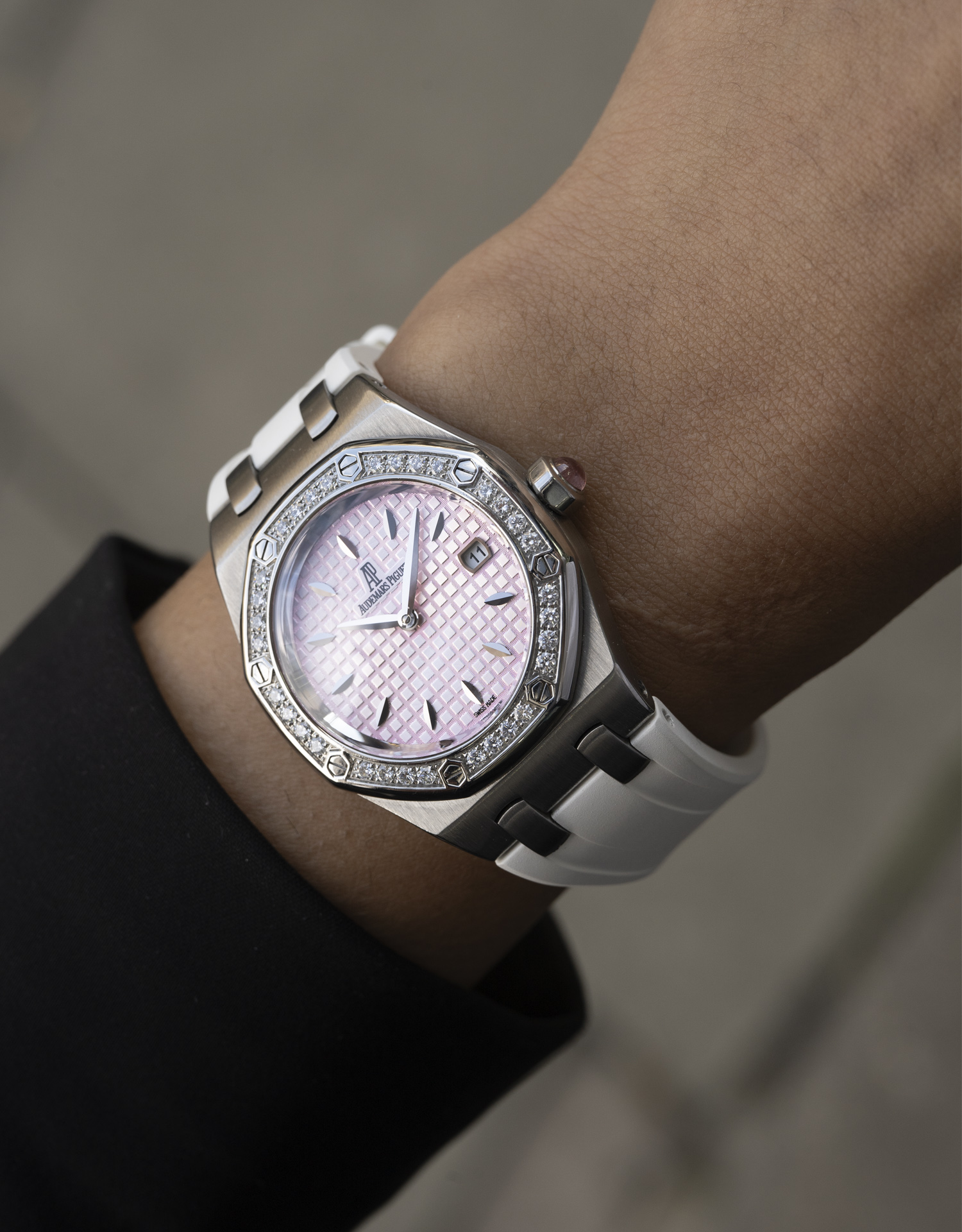 Audemars Piguet Royal Oak 67601ST.ZZ.D057CR.01 Thumbnail 4