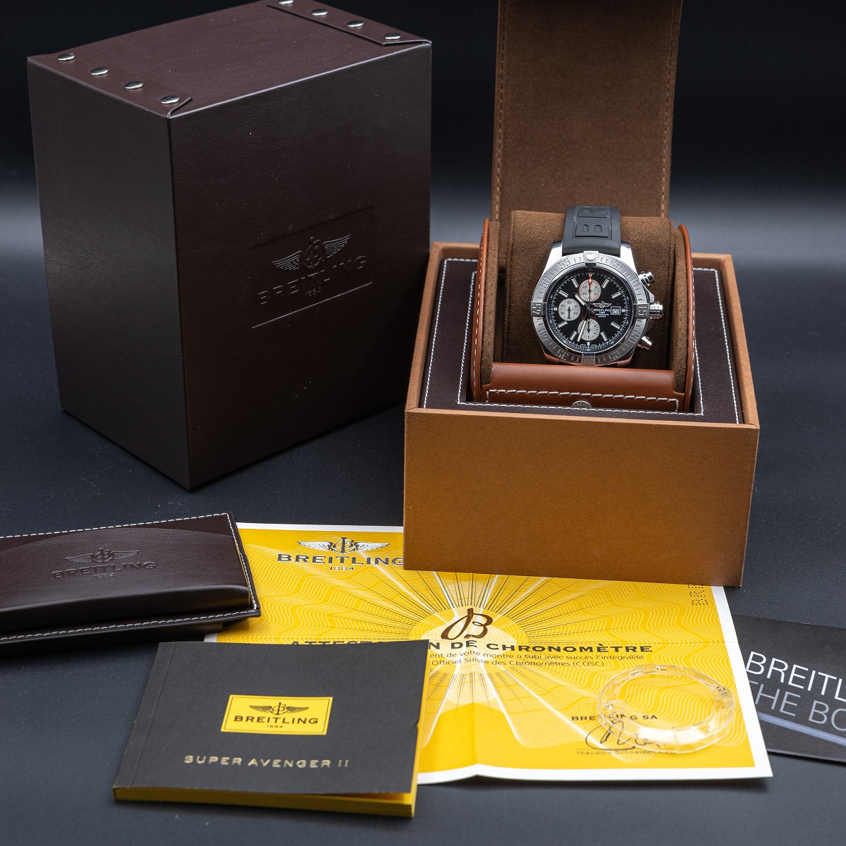 Breitling Super Avenger II A13371 Thumbnail 5