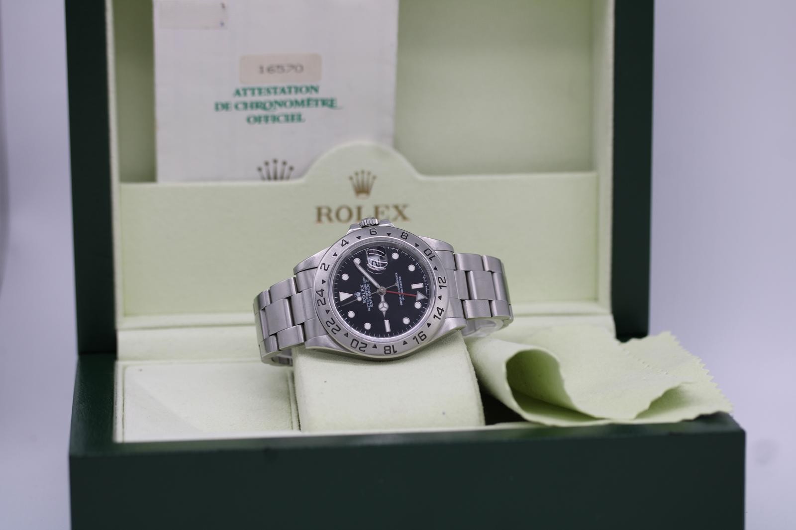 Rolex Explorer II 16570 Thumbnail 6
