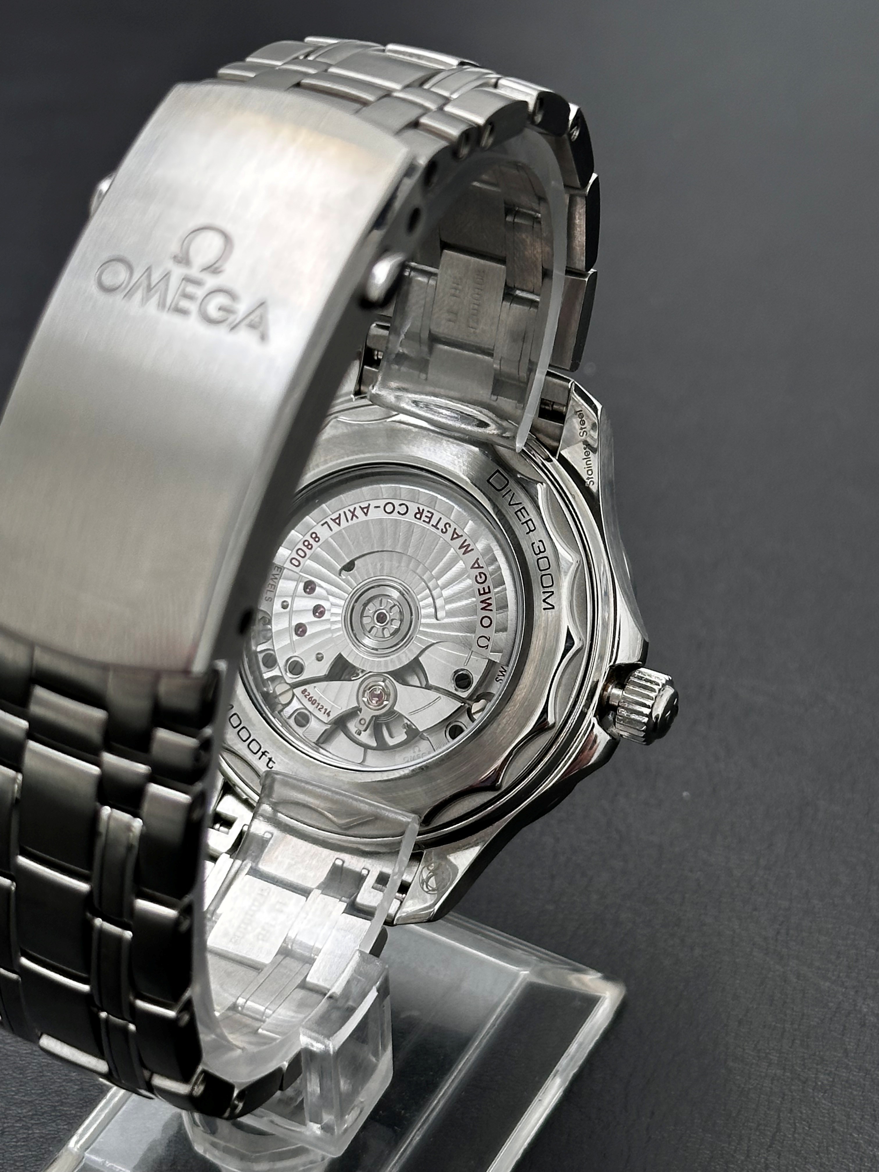 Omega Seamaster Diver 300m 210.30.42.20.06.001 Thumbnail 4