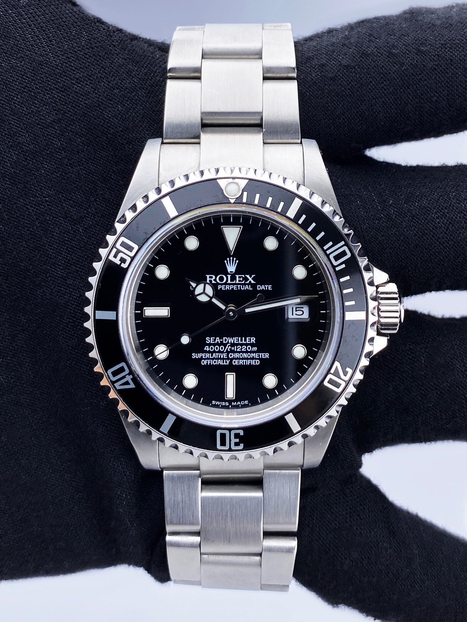 Rolex Sea-Dweller 16600 Thumbnail 2