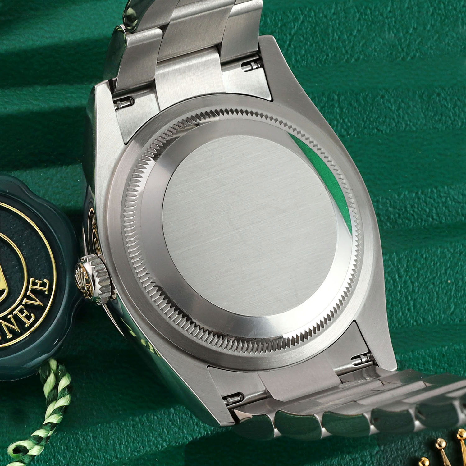 Rolex Oyster Perpetual 126000 Thumbnail 3