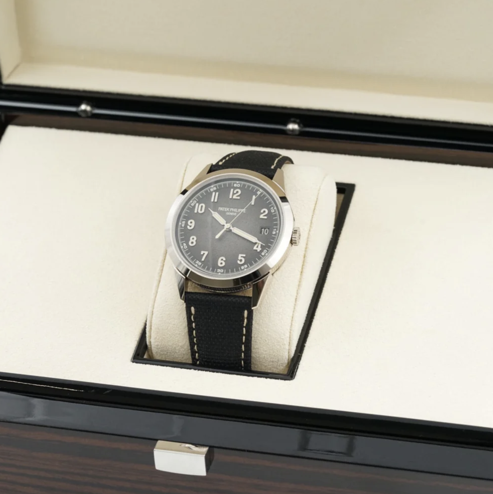Patek Philippe Calatrava 6119G-001 Thumbnail 5
