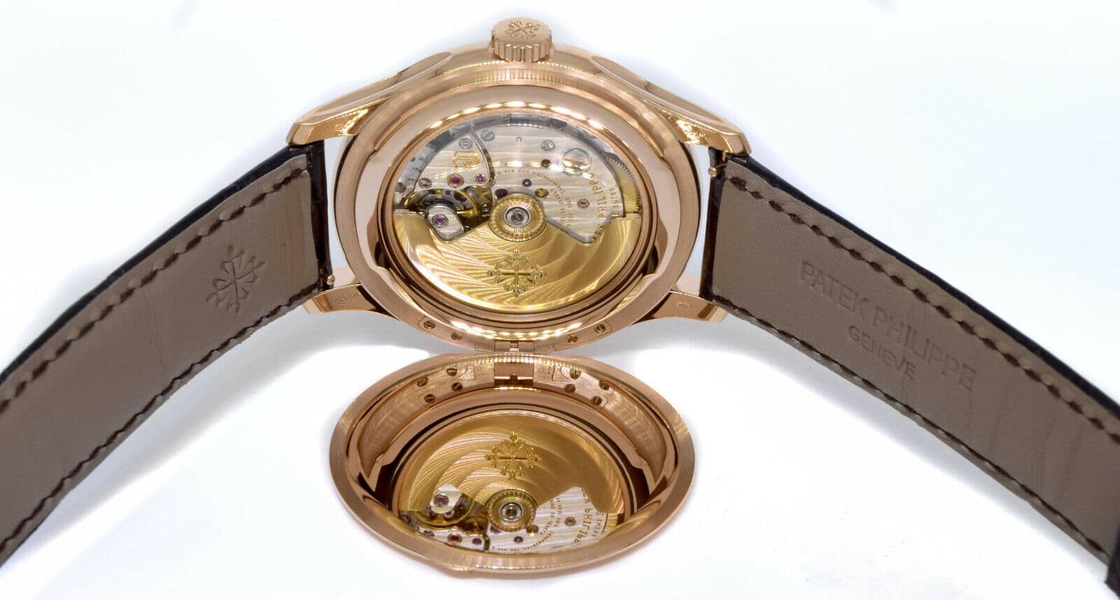 Patek Philippe Calatrava 5227R-001 Thumbnail 6