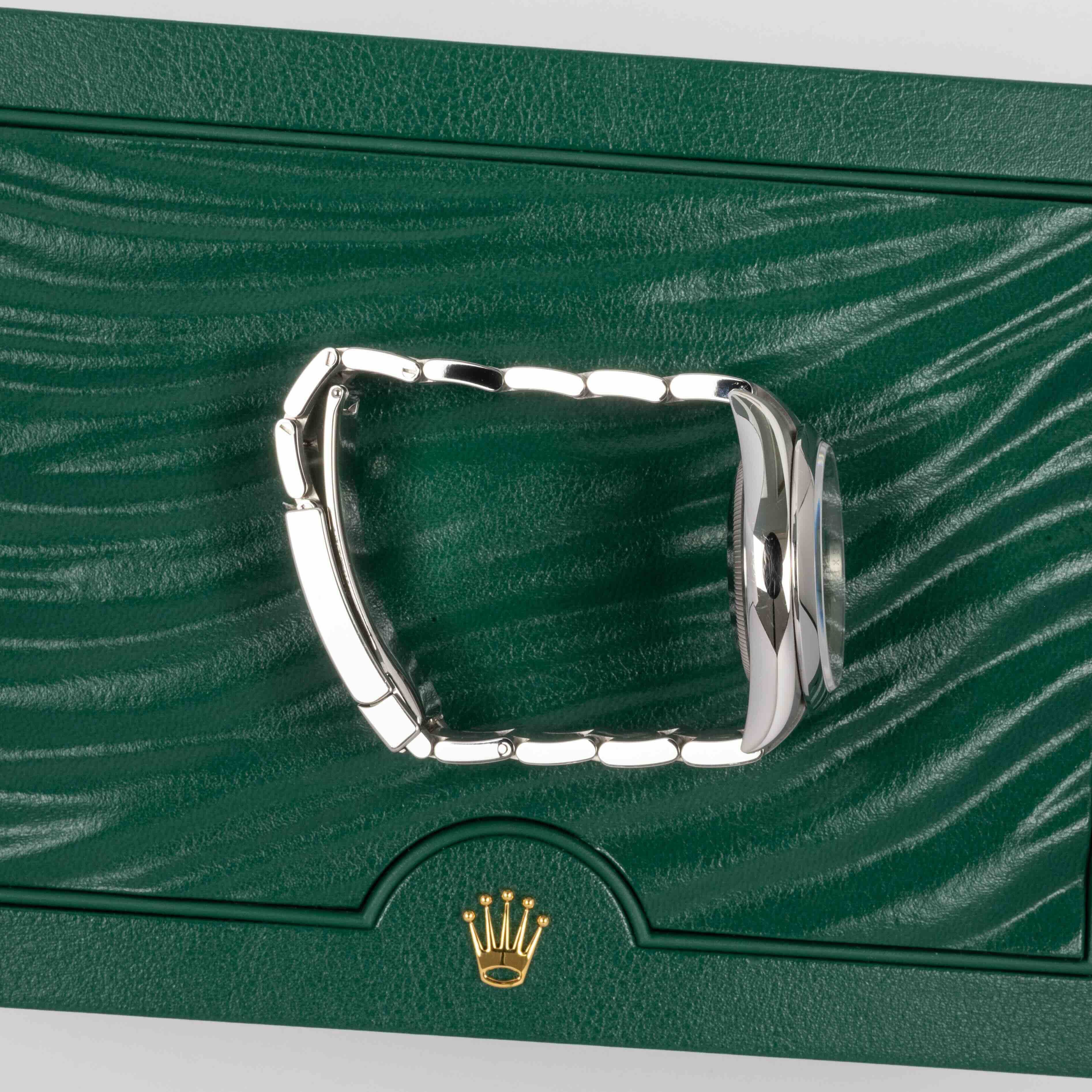Rolex Oyster Perpetual 126000 Thumbnail 4