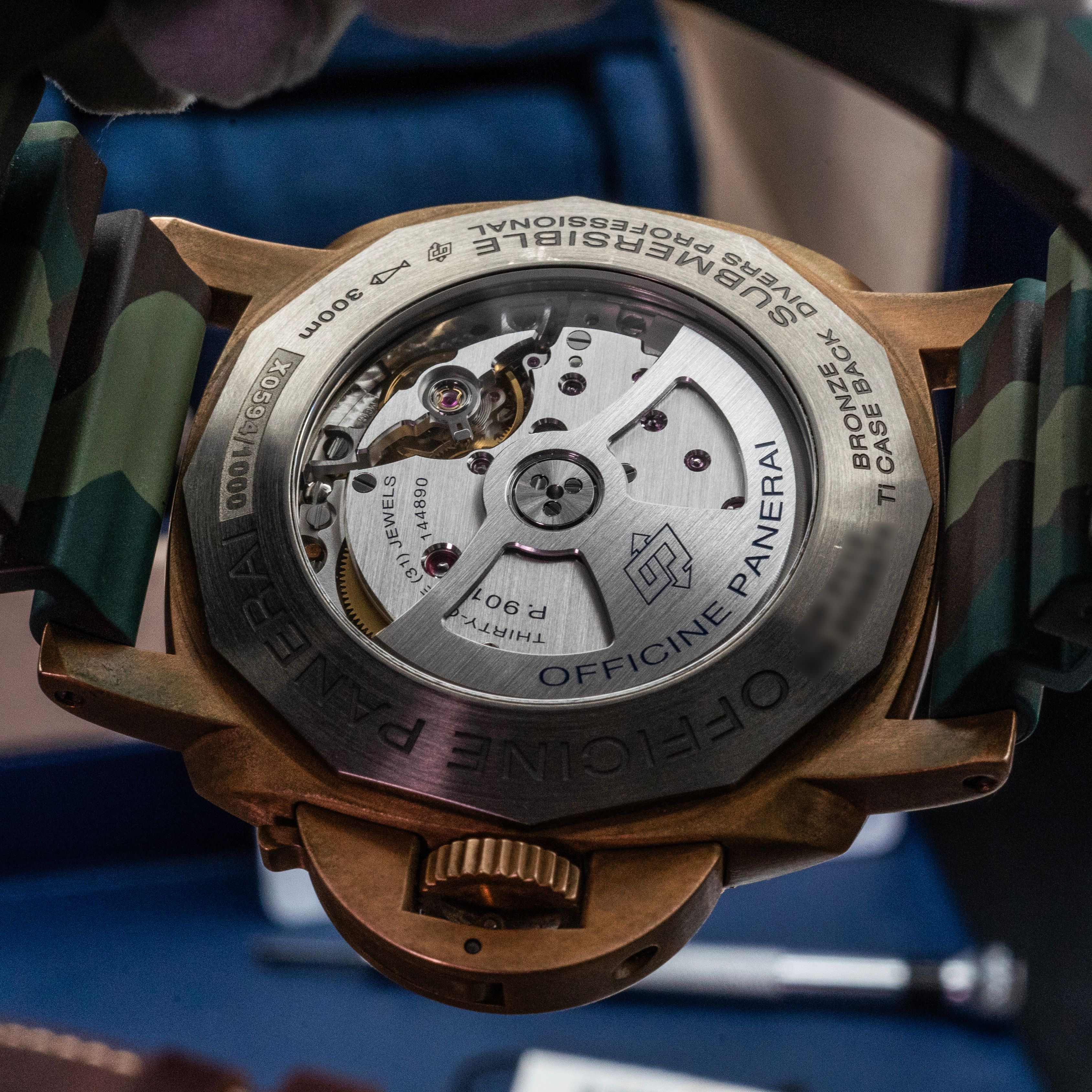 Panerai Submersible PAM00968 Thumbnail 4