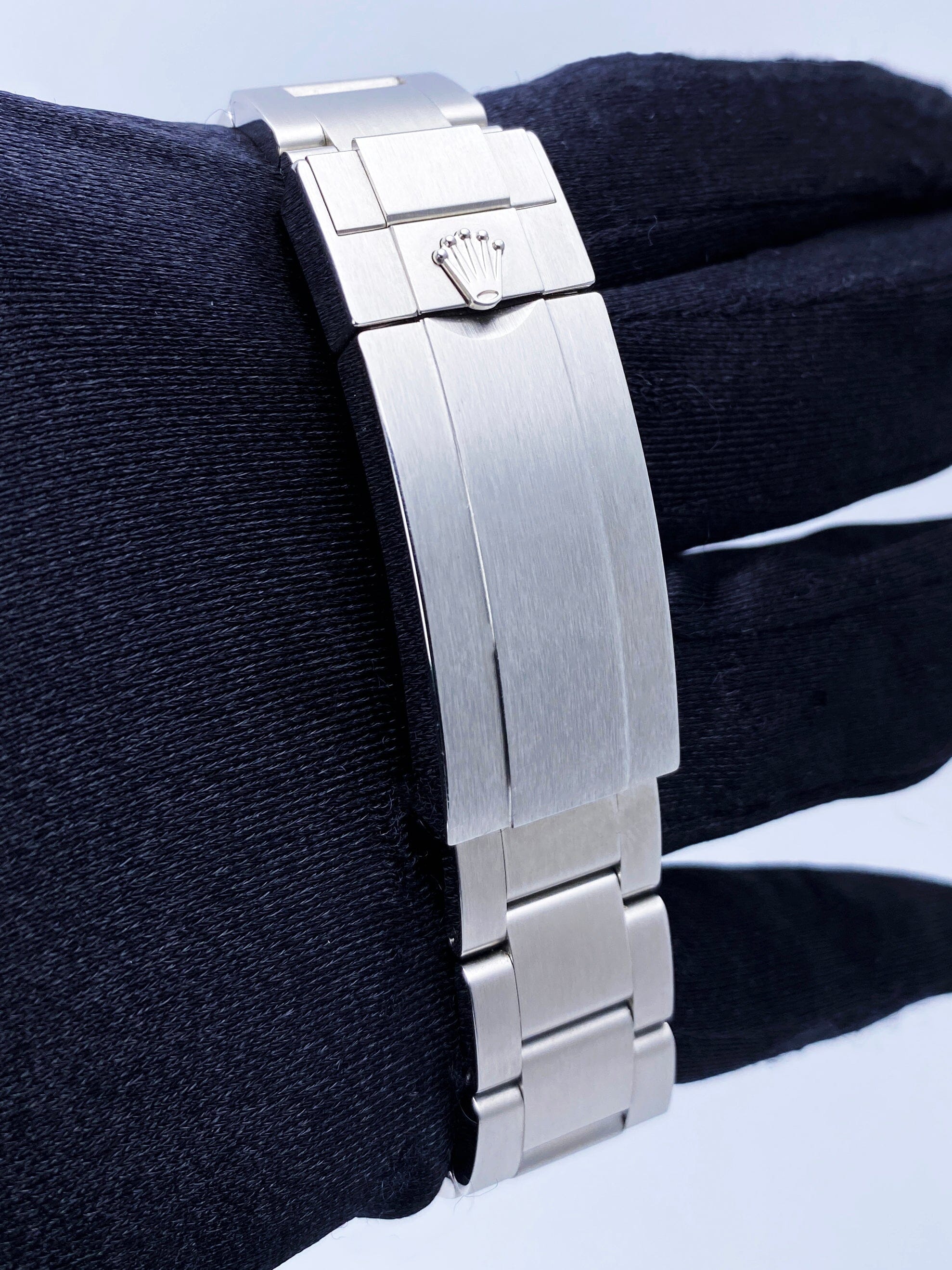 Rolex Submariner 116610 LN Thumbnail 5