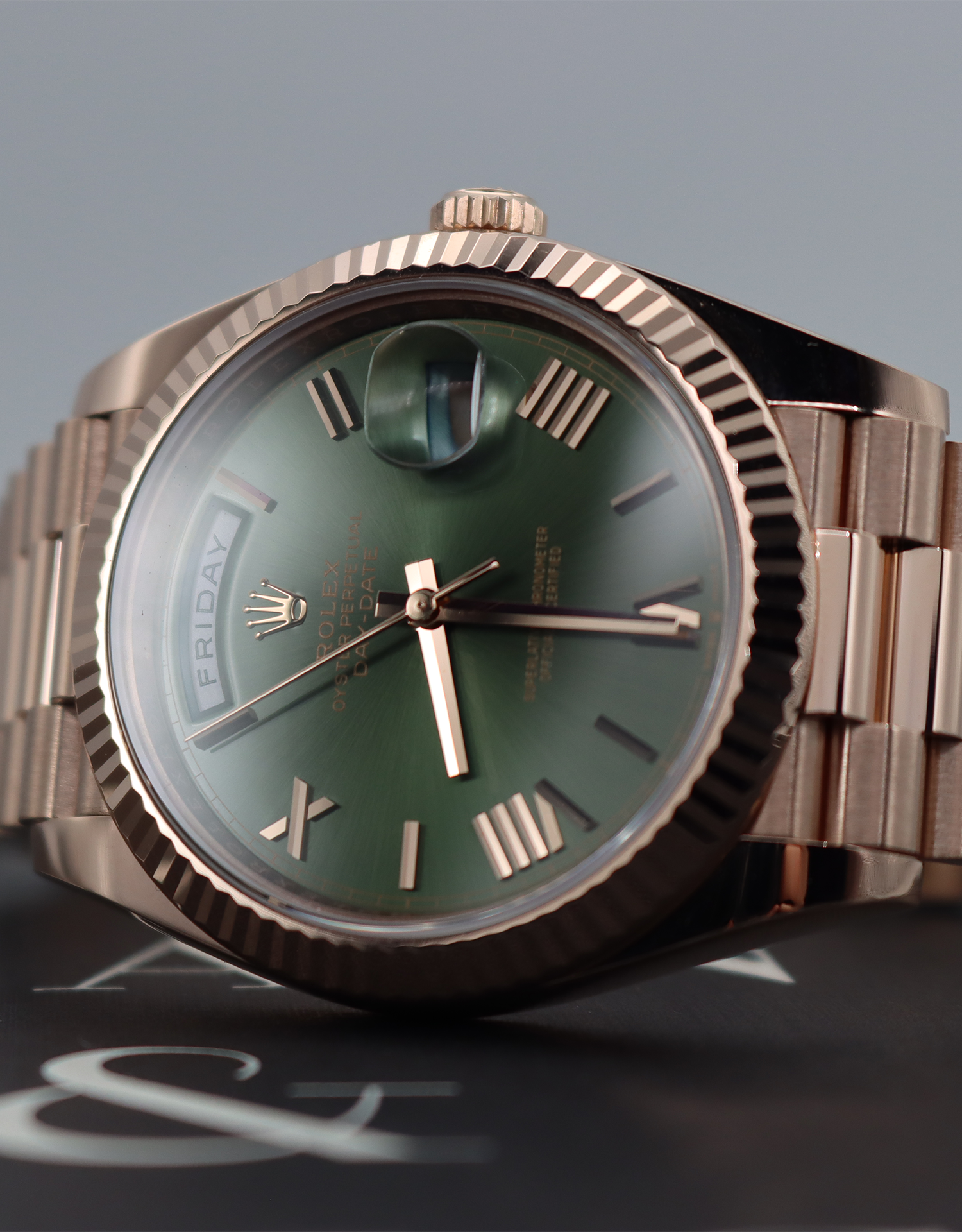 Rolex Day-Date 40 228235 Thumbnail 6