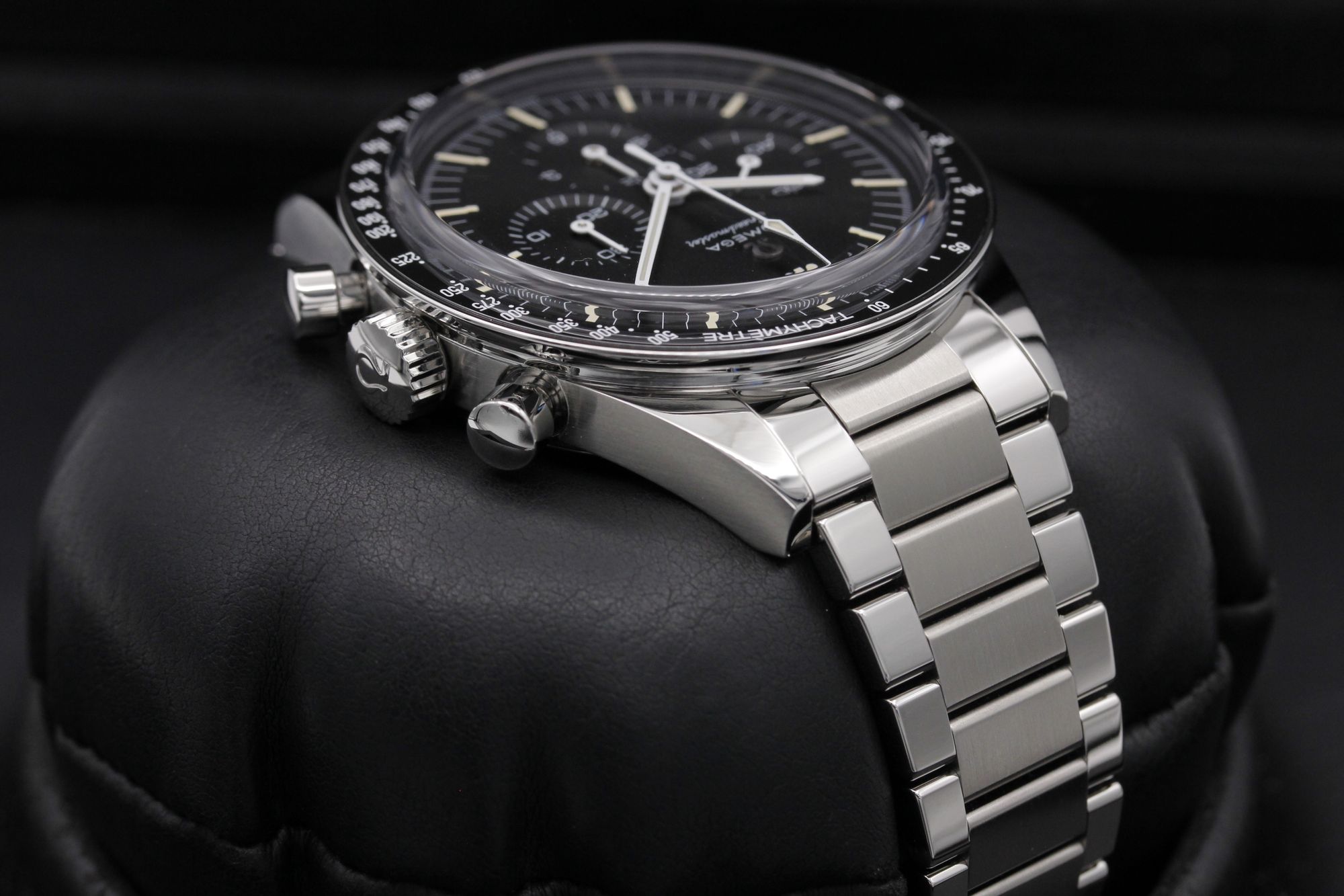 Omega Speedmaster Calibre 321 311.30.40.30.01.001 Thumbnail 4