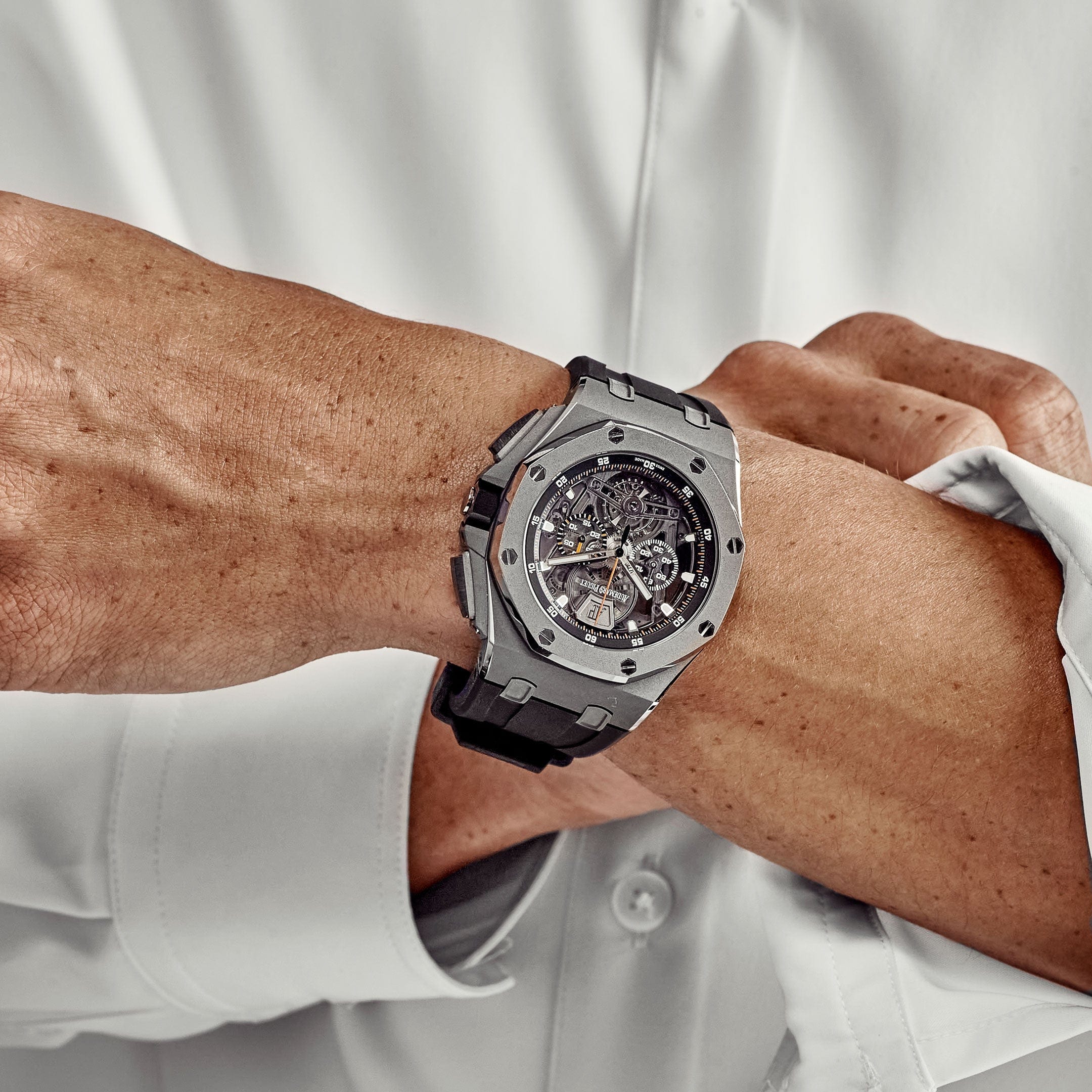 Audemars Piguet Royal Oak Offshore 26407TI.GG.A002CA.01 Thumbnail 3