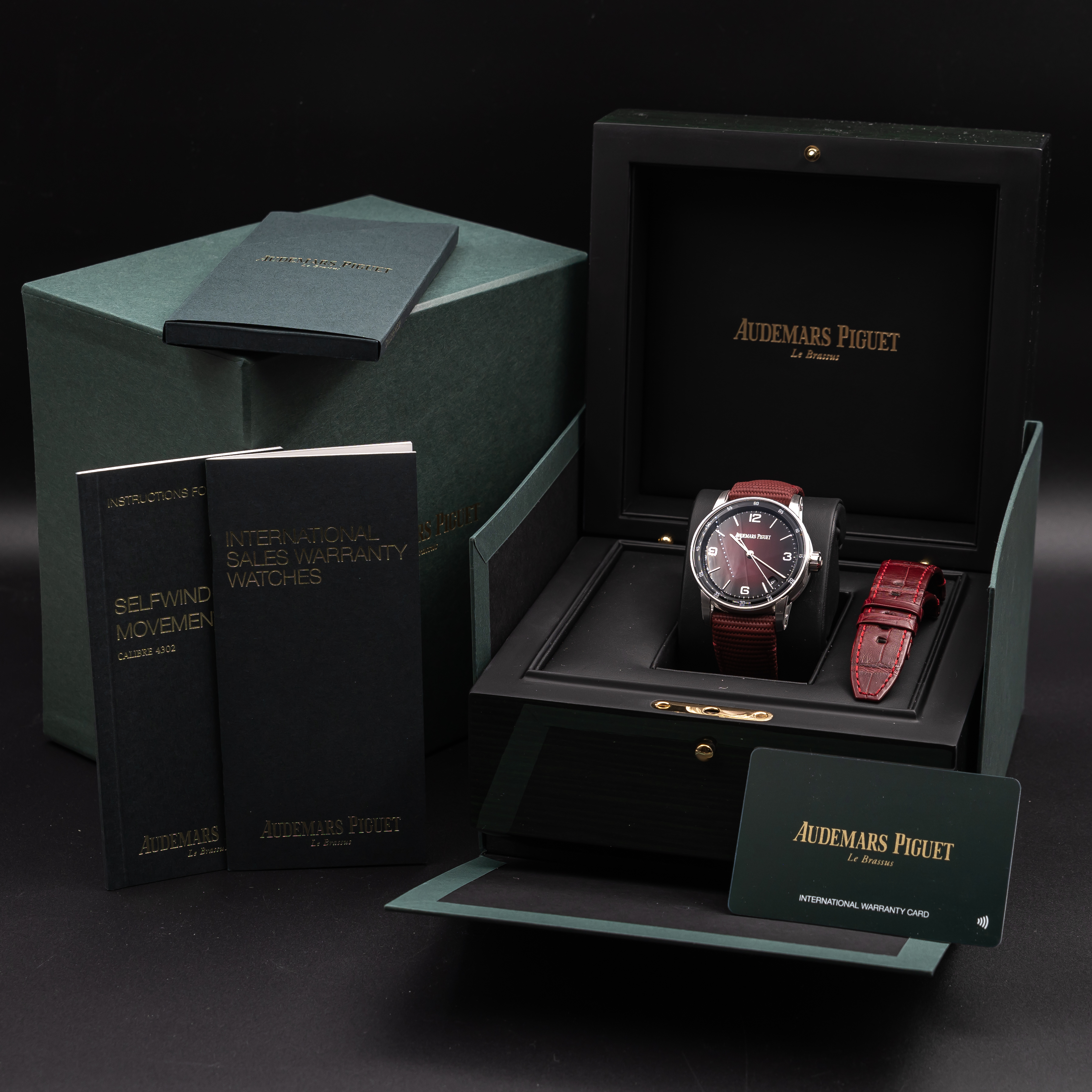 Audemars Piguet CODE 11.59 15210BC.OO.A500KB.01 Thumbnail 5
