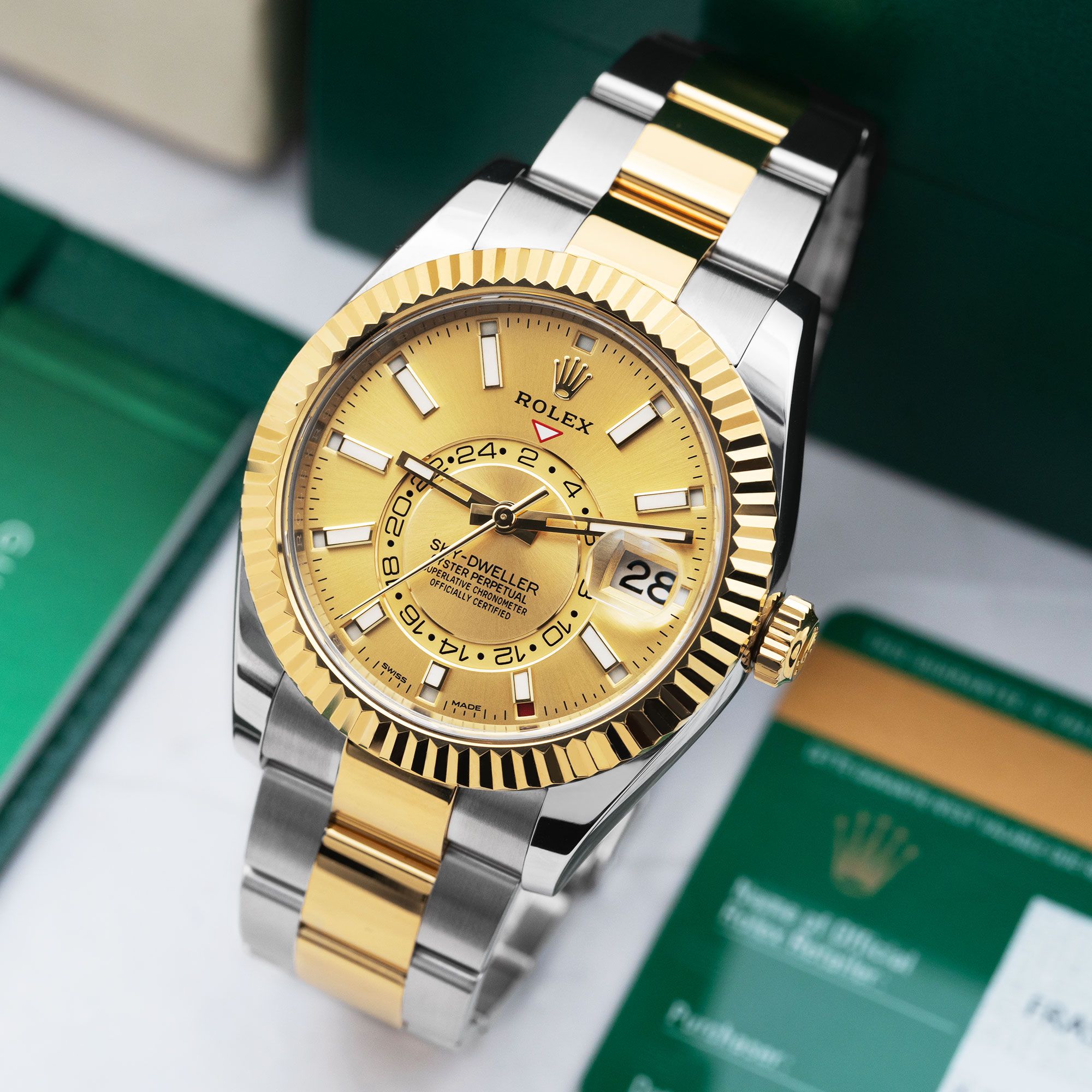 Rolex Sky-Dweller 326933 Thumbnail 2