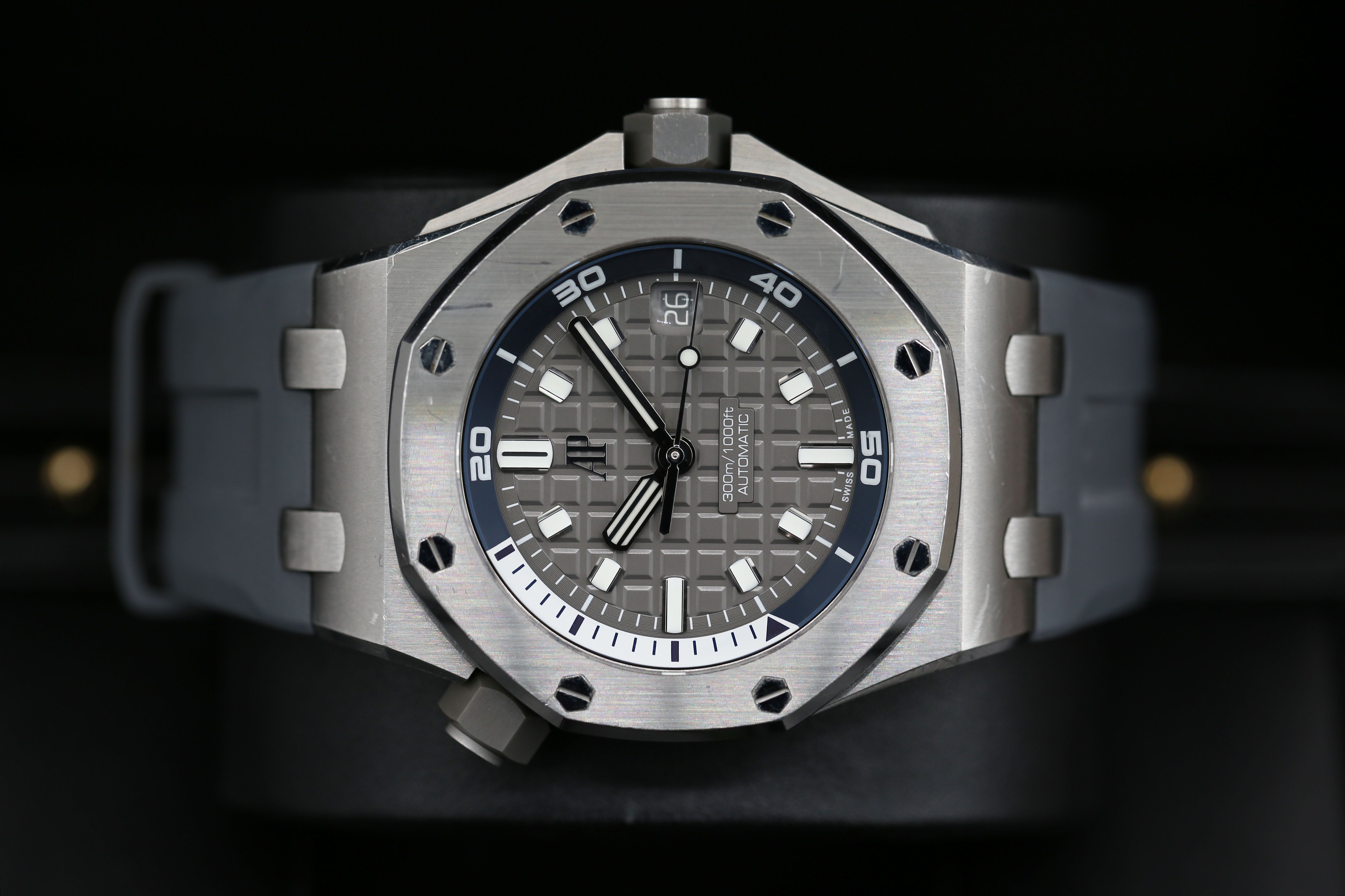Audemars Piguet Royal Oak Offshore 15720ST.OO.A009CA.01 Thumbnail 5